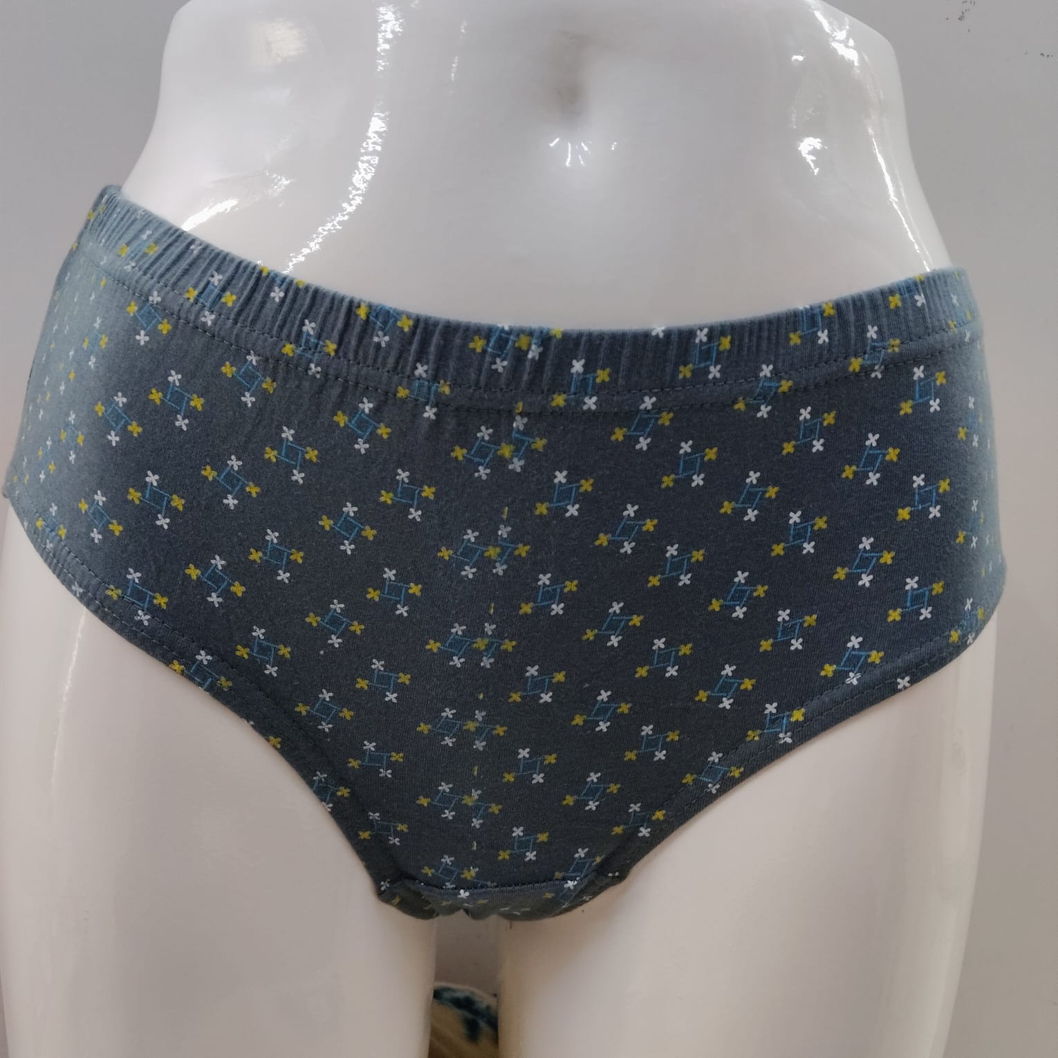 Marvi printed panties combo