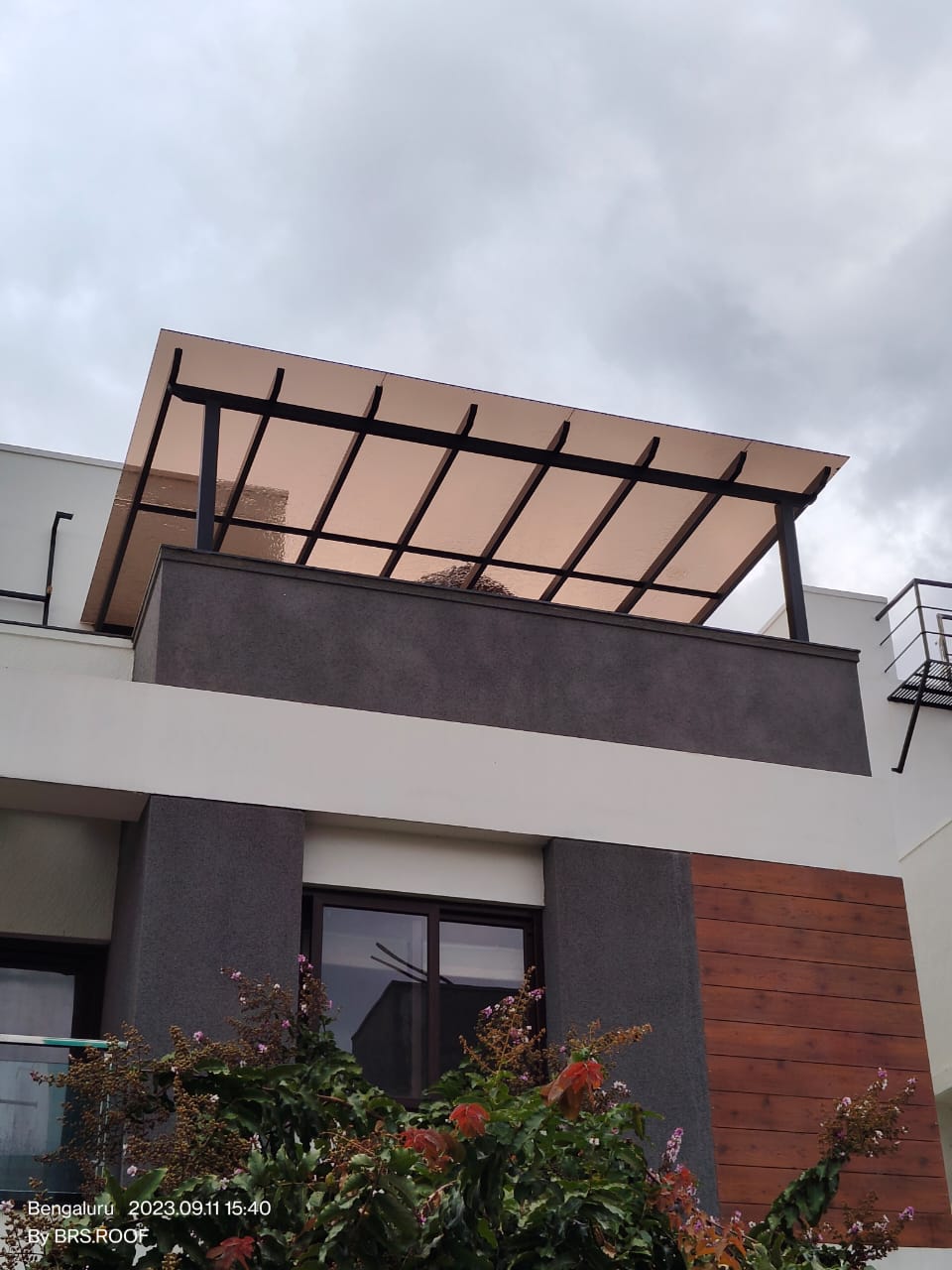 Glass Pergola - 10MM Toughened Tinted Glass