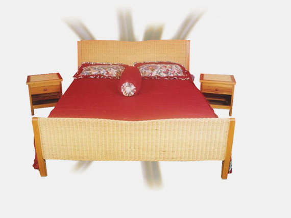 Wicker King-Size Bed Set