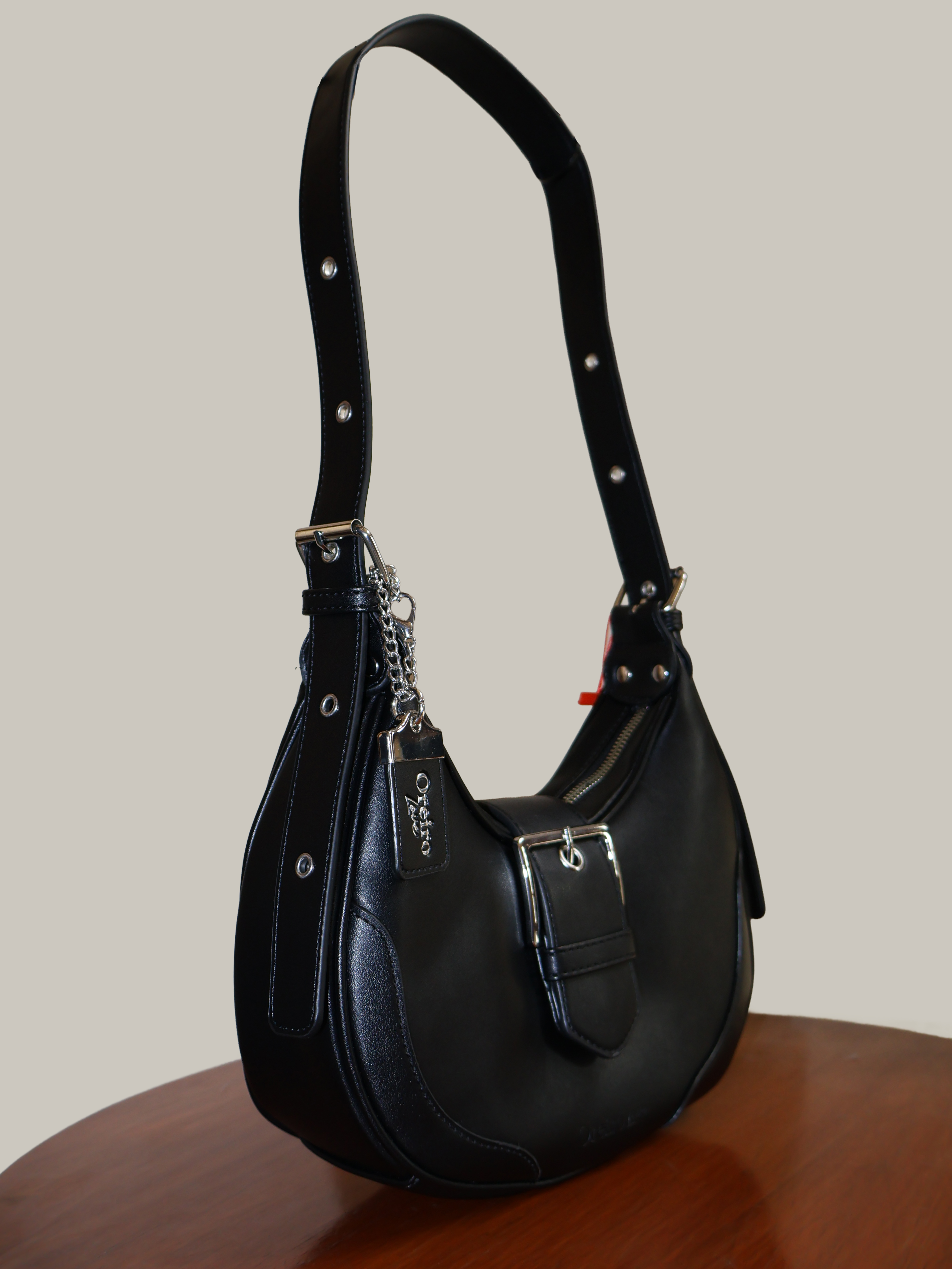 Cartera Oreiro Love negra