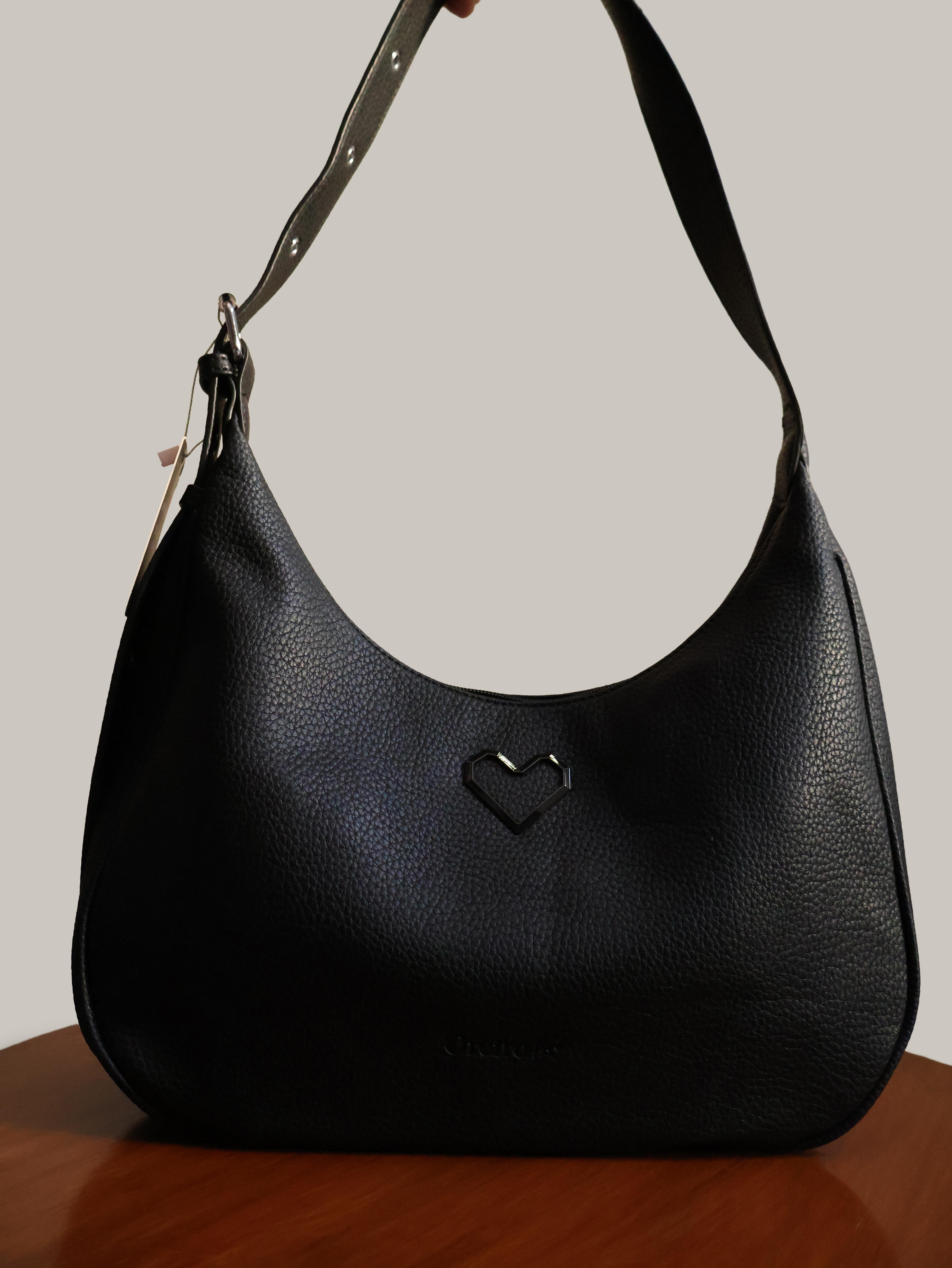 Cartera Oreiro Love negra