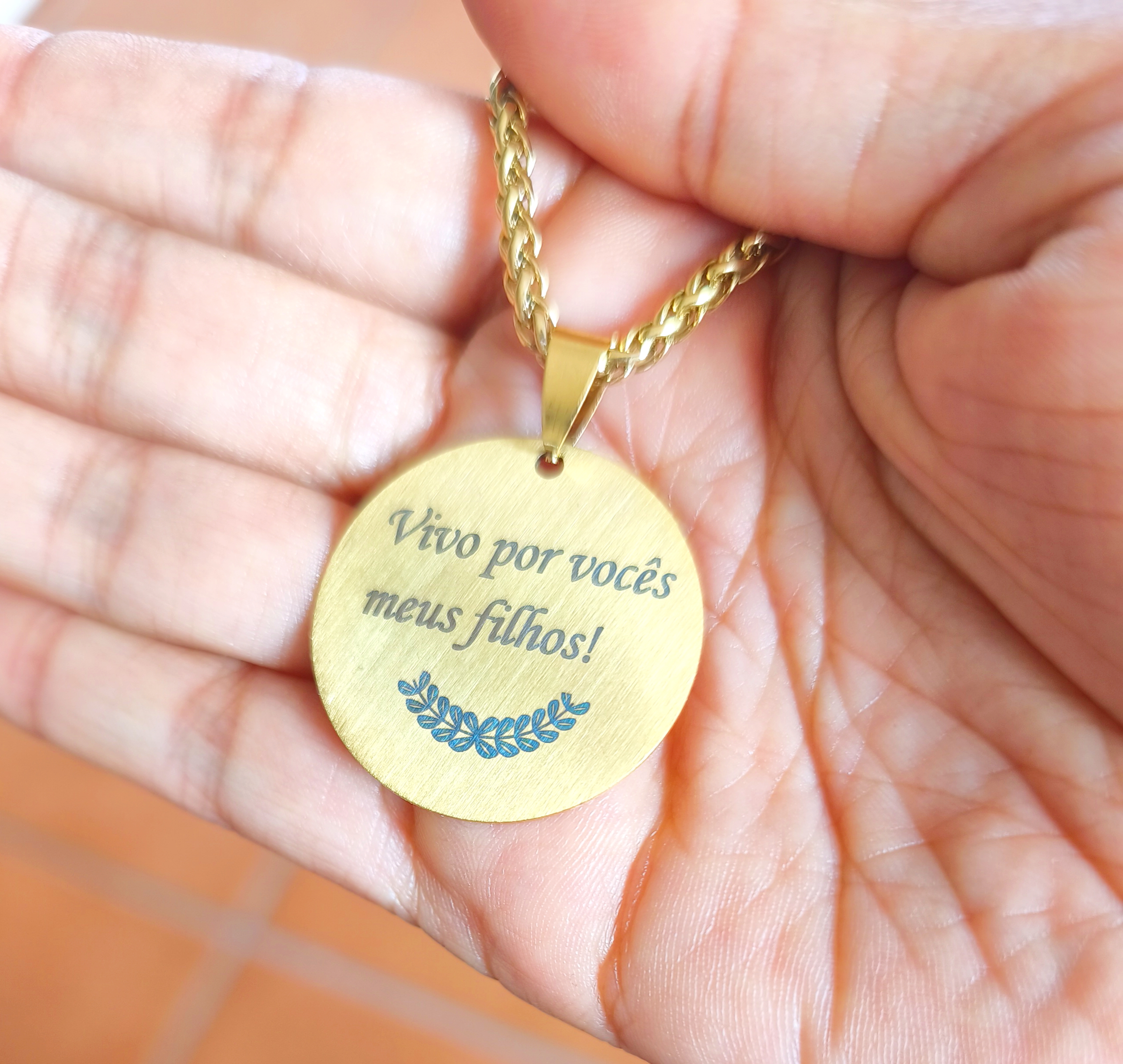 Colar personalizado Redondo dourado