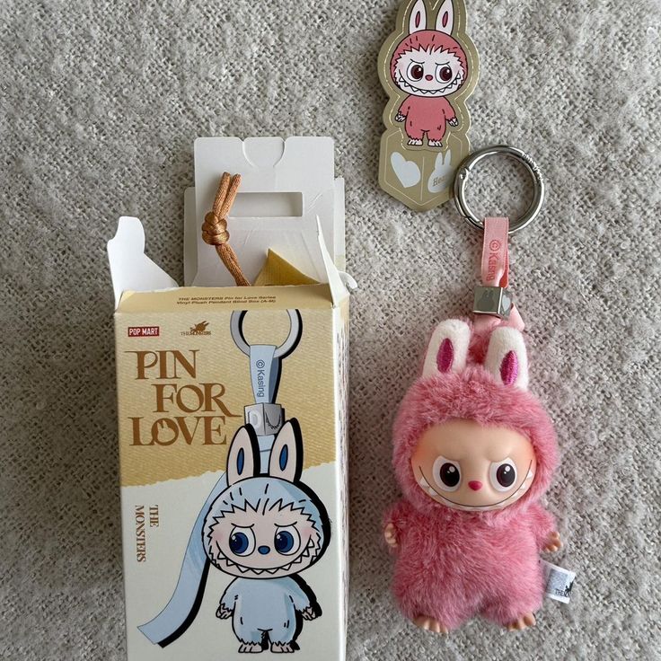 Labubu Pin For Love (Seria A–M)