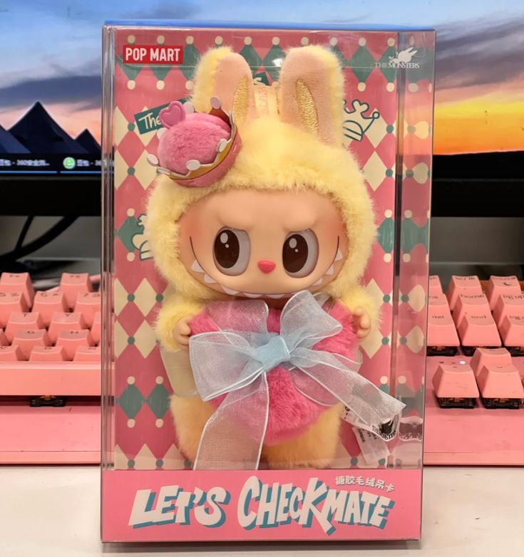 Labubu Let’s Checkmate – Queen