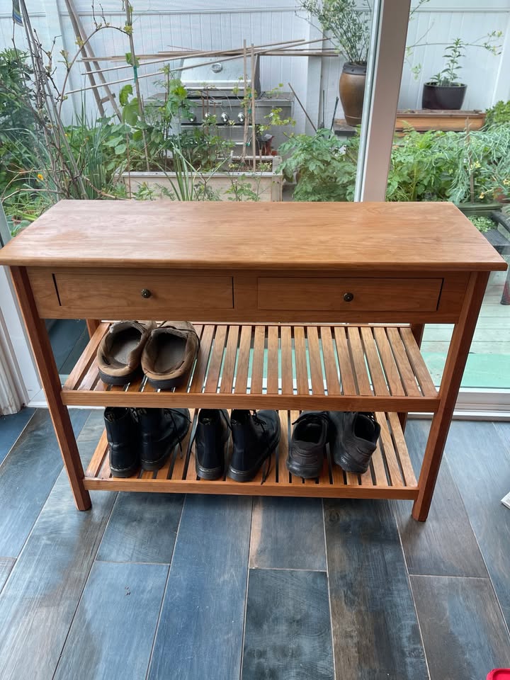 HANDMADE CHERRY ENTRY SHOERACK