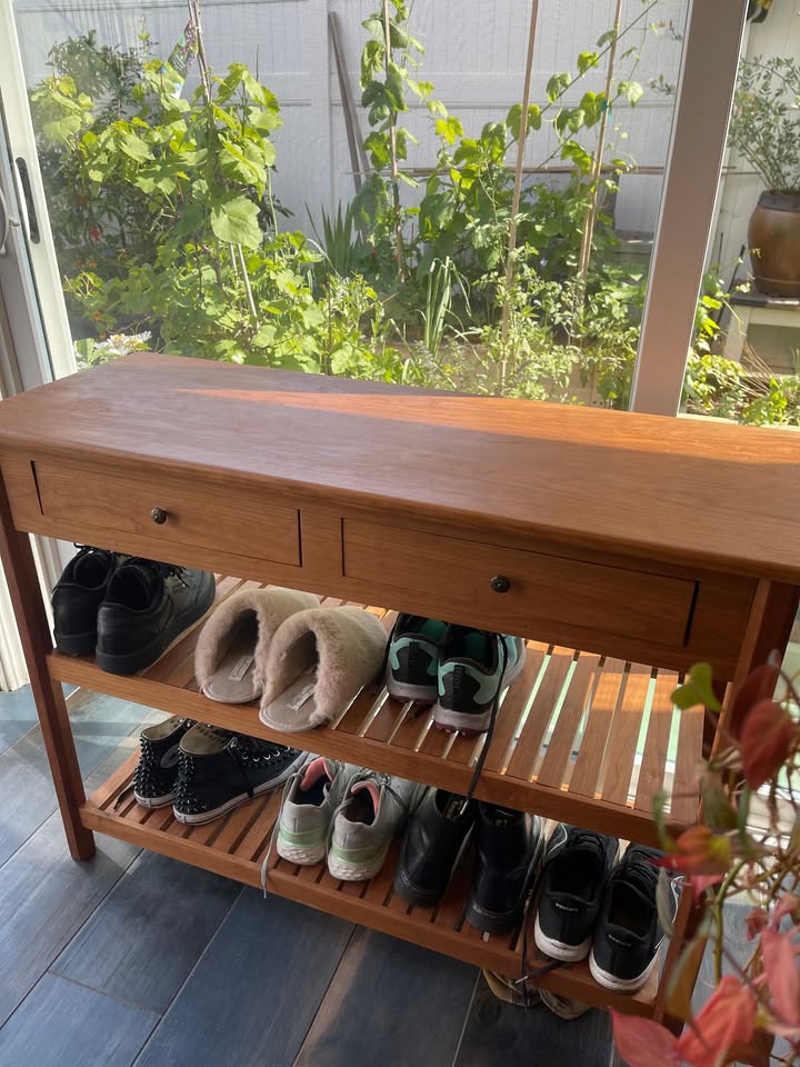 HANDMADE CHERRY ENTRY SHOERACK