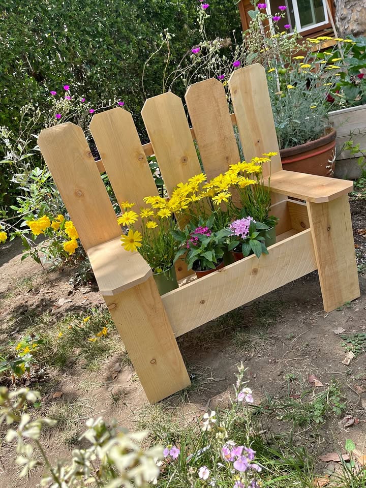 RUSTIC CEDAR BENCH PLANTER 