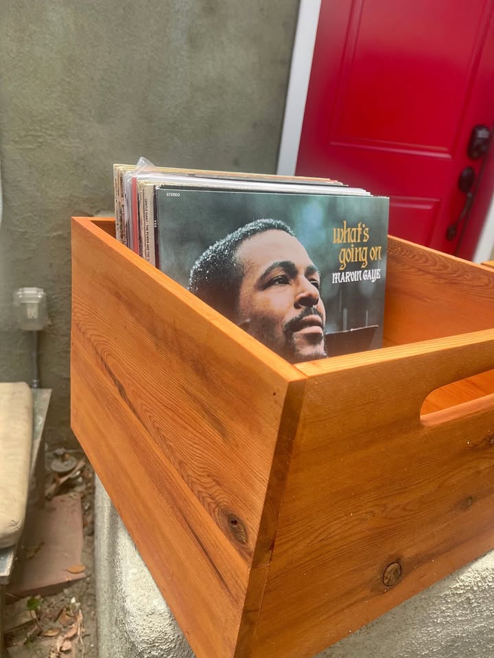 VINYL CRATE
