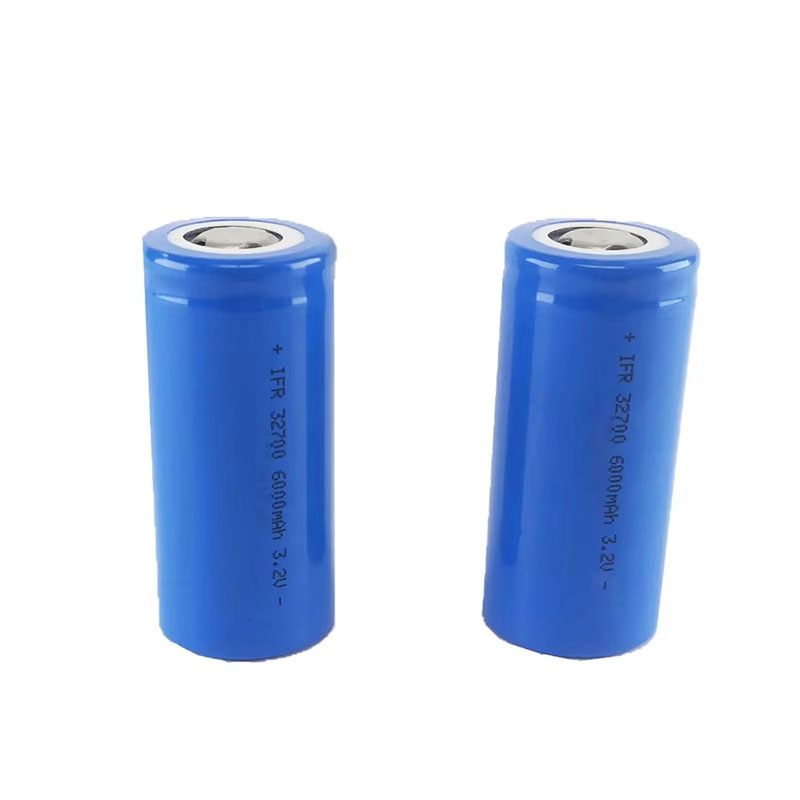 32700 3.2V 5000-8000mAh LiFePO4 Rechargeable Battery