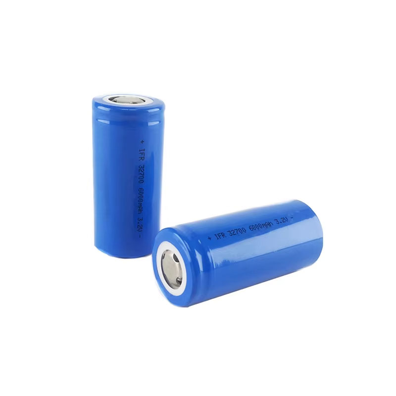 32700 3.2V 5000-8000mAh LiFePO4 Rechargeable Battery