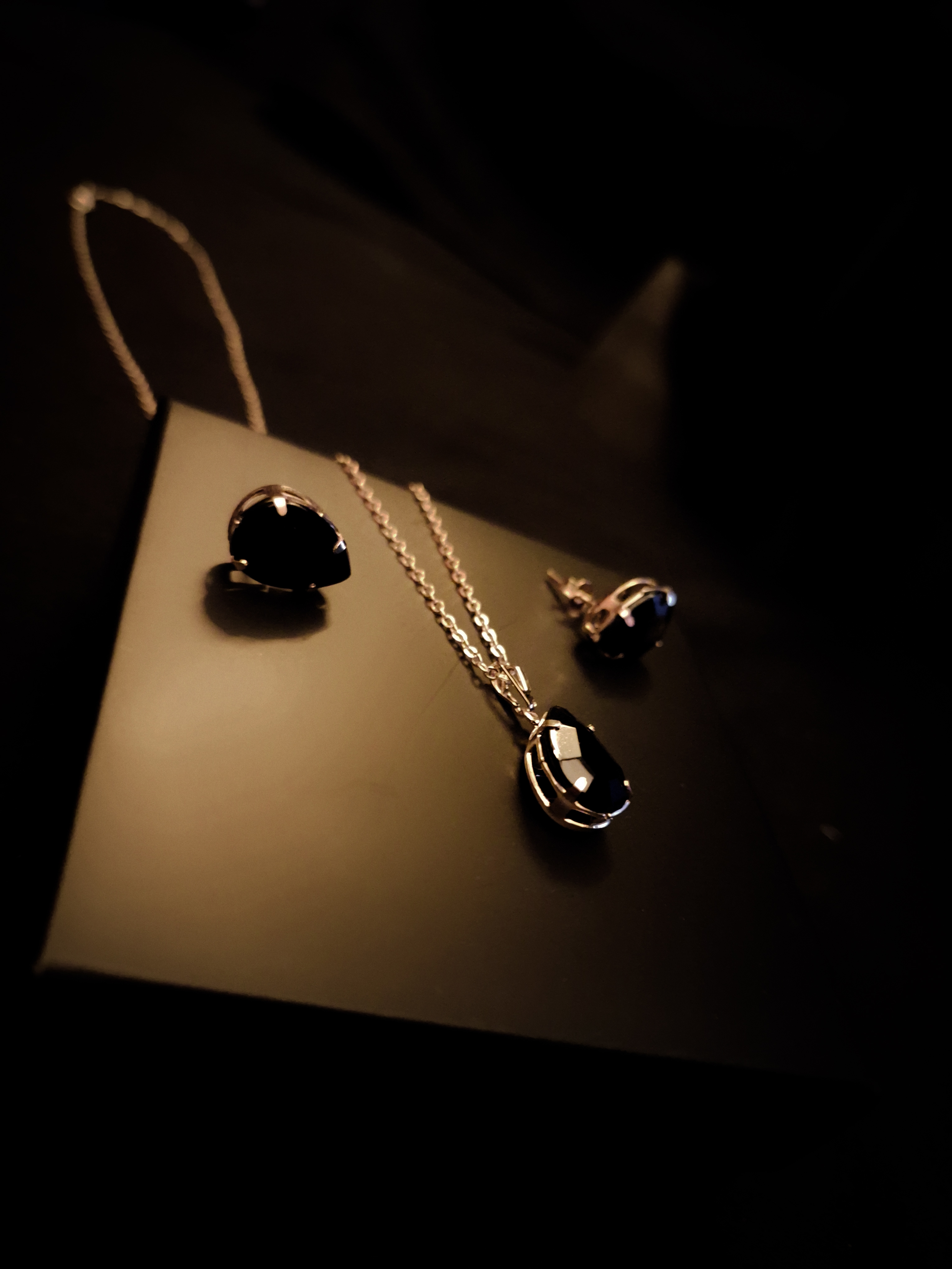 Noire Élégance