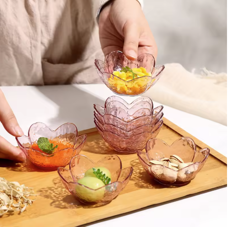 Set of Pink Flower-shaped Glass Bowls