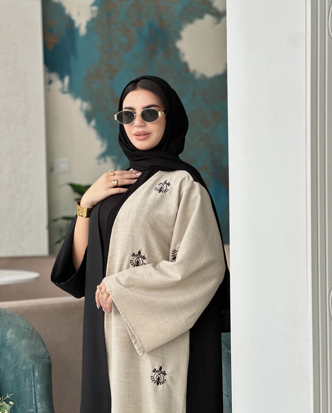 ABAYA BRODRIE 