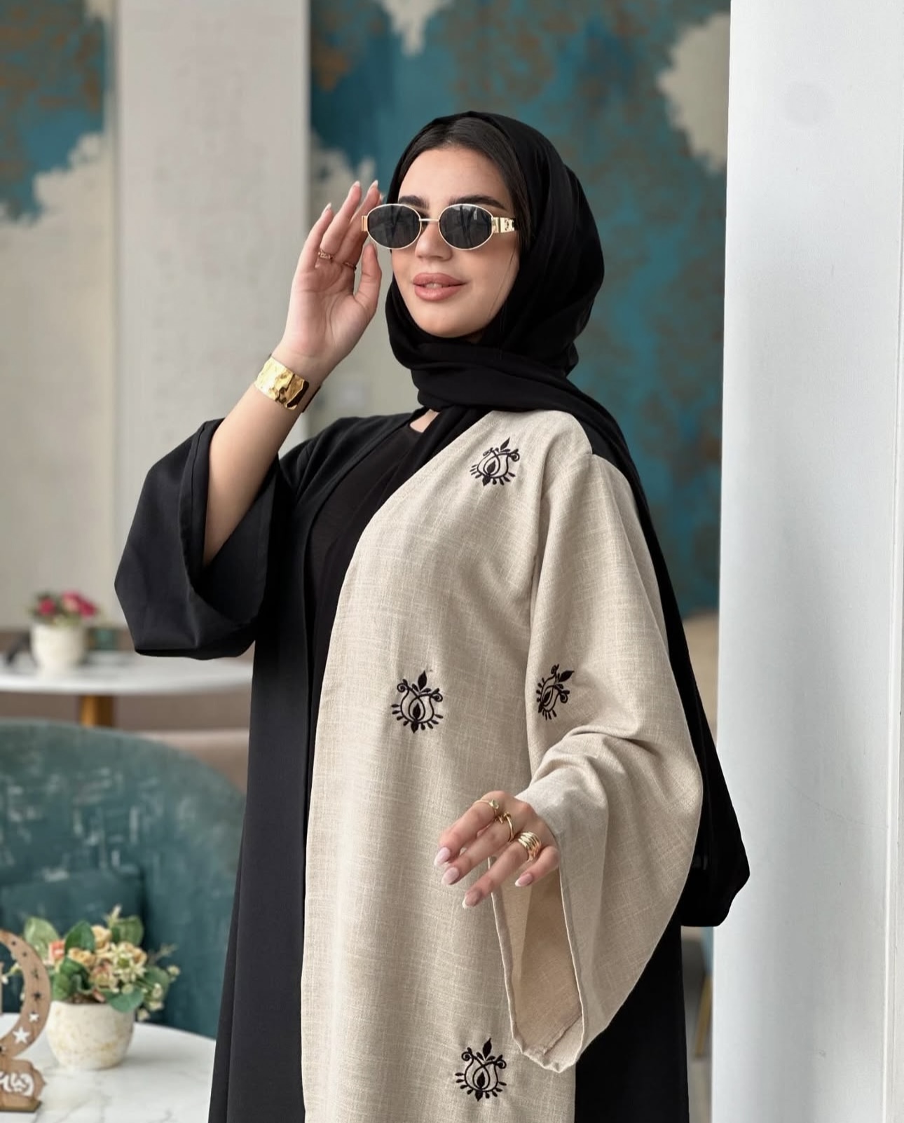 ABAYA BRODRIE 
