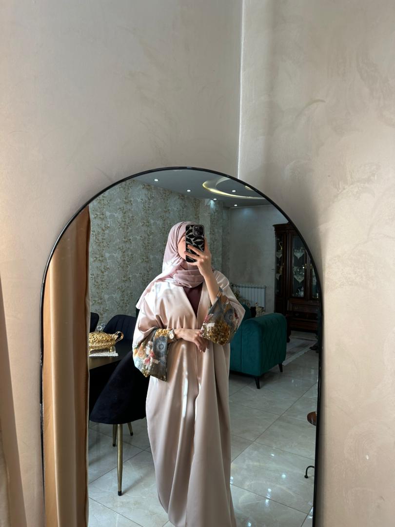 Abaya crochet beige et marron