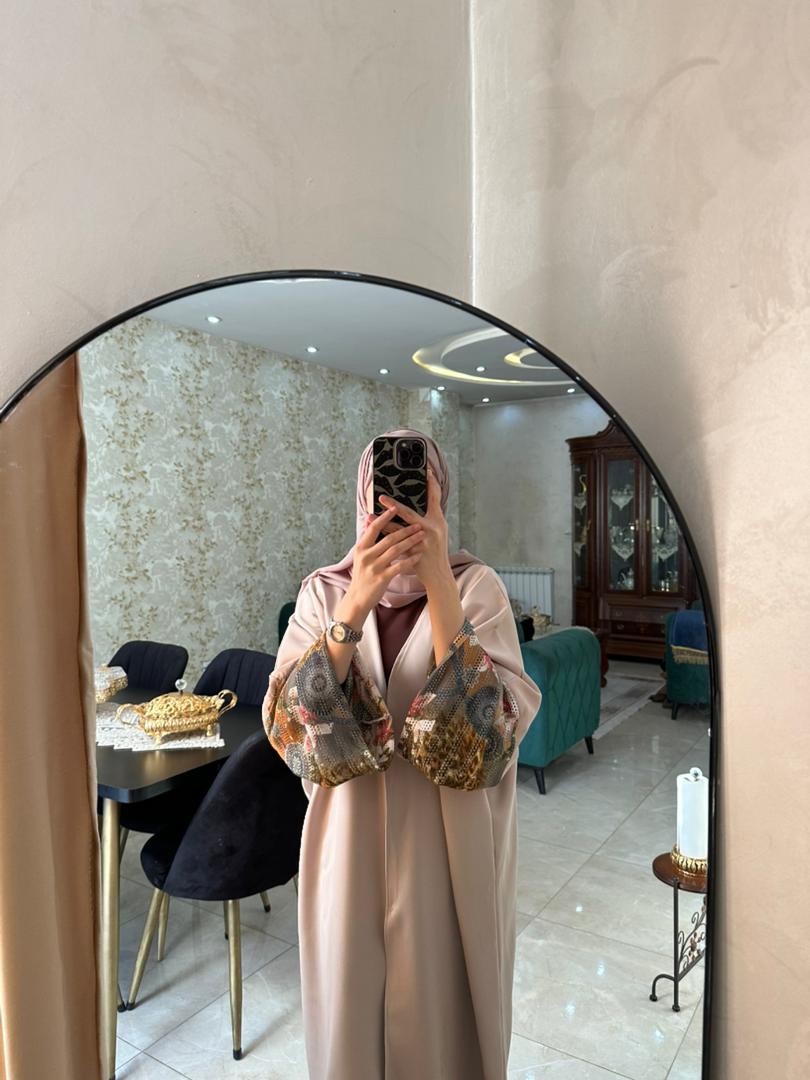 Abaya crochet beige et marron