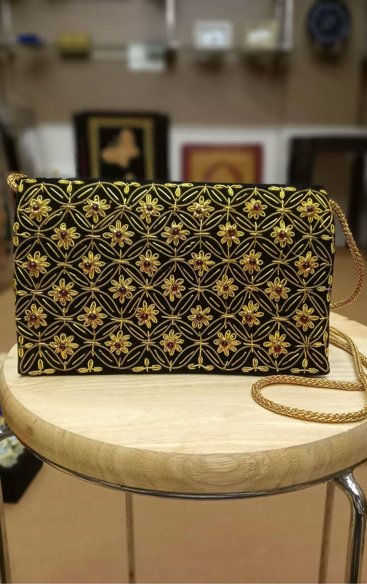 Embroidered Hand Purse