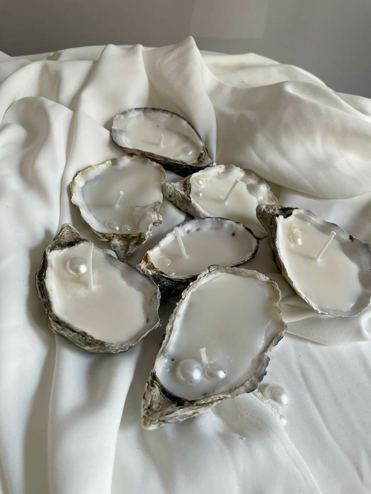 OYSTER CANDLE