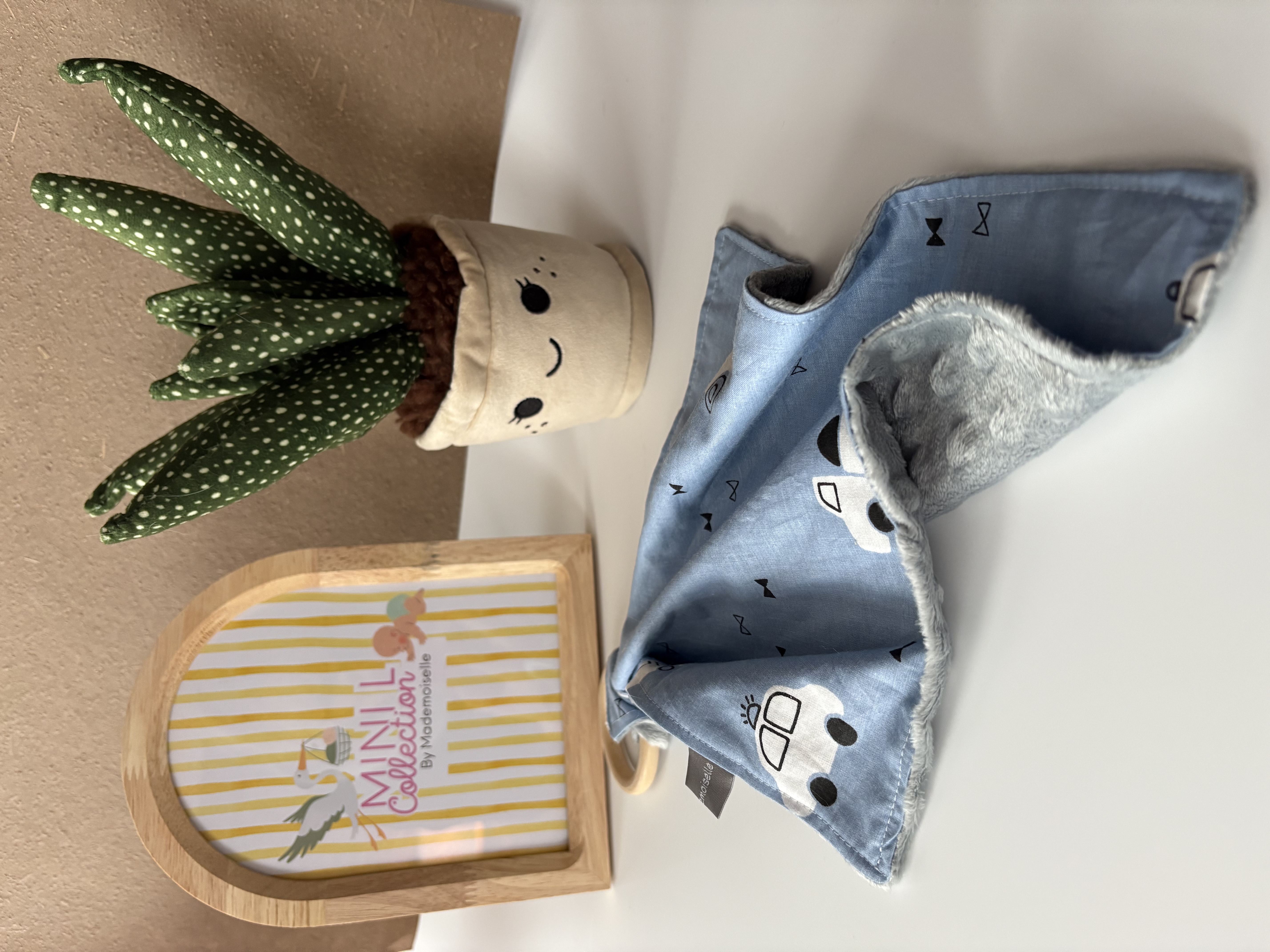 Doudou carré dentition- VOITURE/GRIS