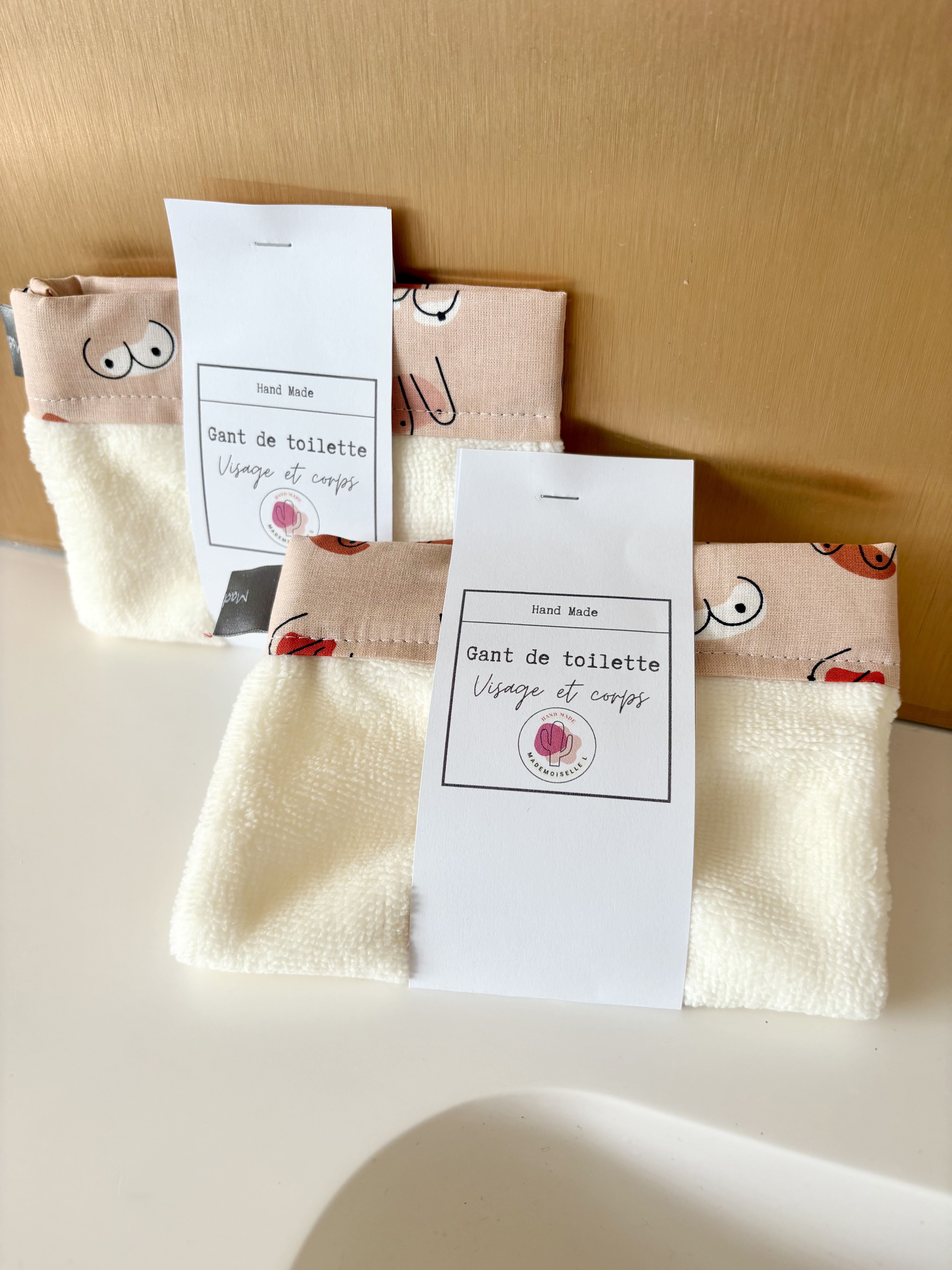 Gant visage et corps- SEINS