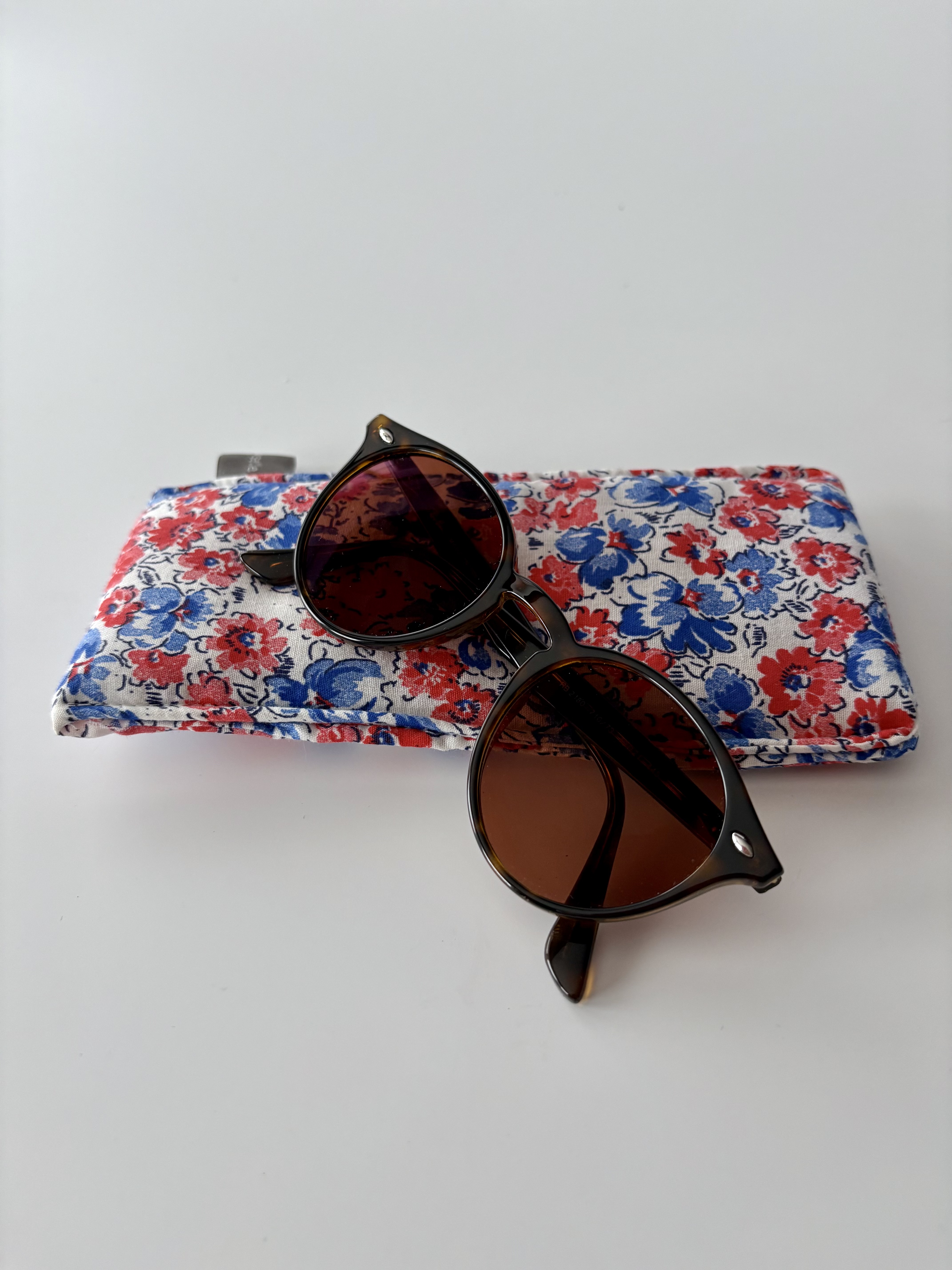 Etui à lunettes- FLEUR ROUGE/BLEU
