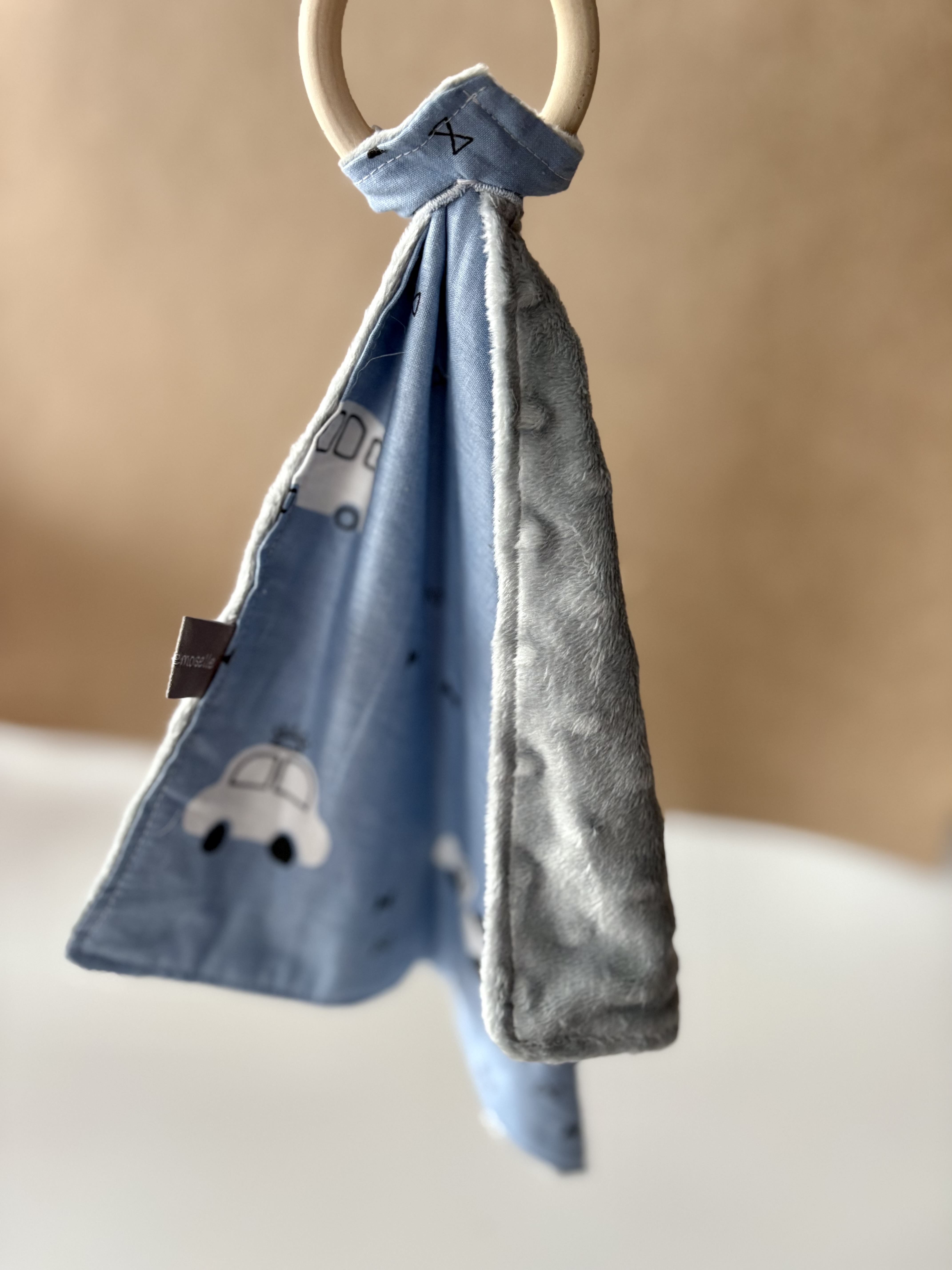 Doudou carré dentition- VOITURE/GRIS