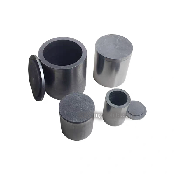 Graphite Crucible with Cover B