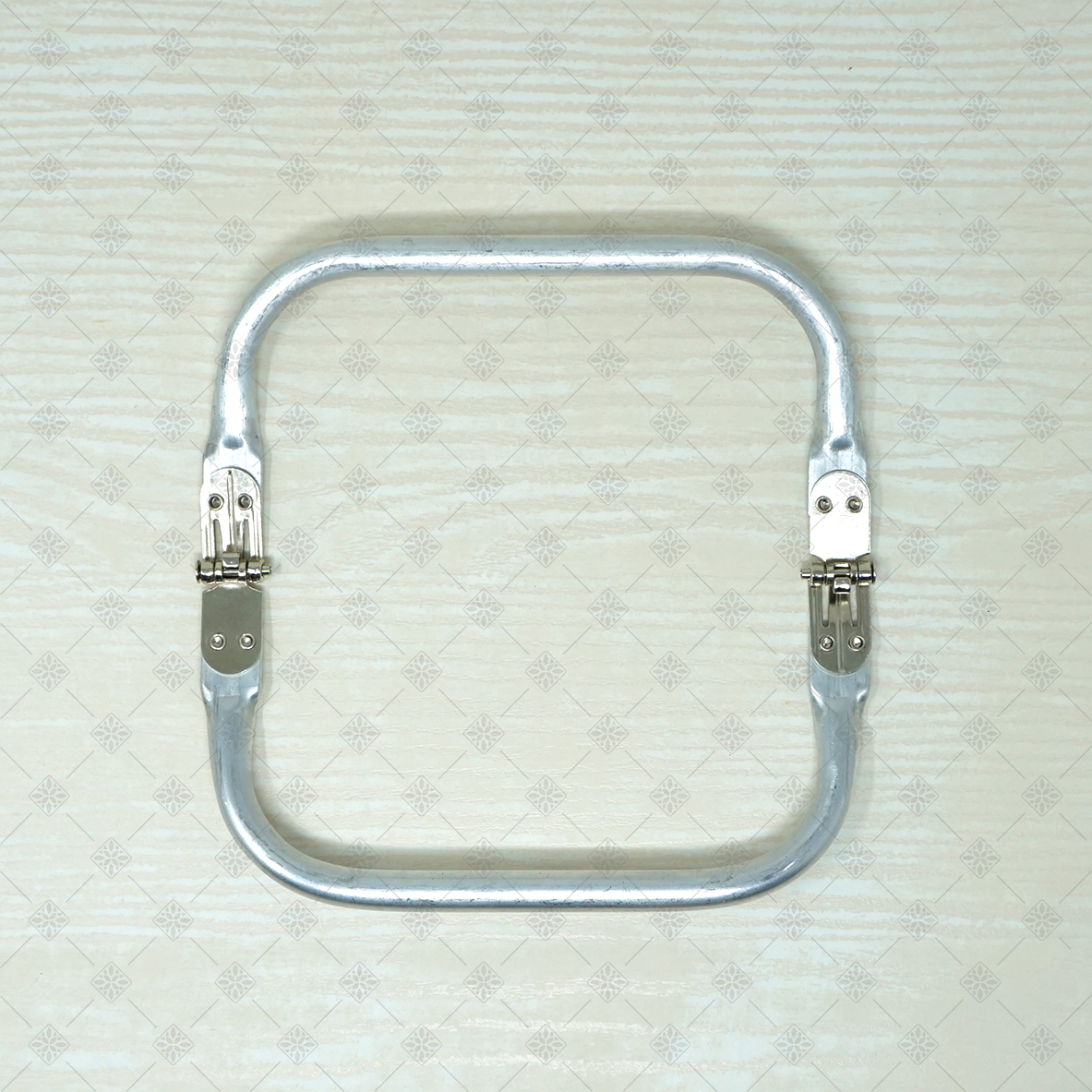 Chiusura a molla per clutch bag all'uncinetto