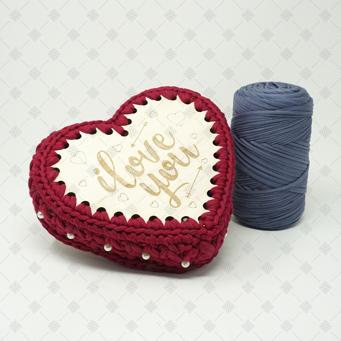 KIT CESTINO CUORE CON FILATO FETTUCCIA PER CESTINO CUORE ALL’UNCINETTO