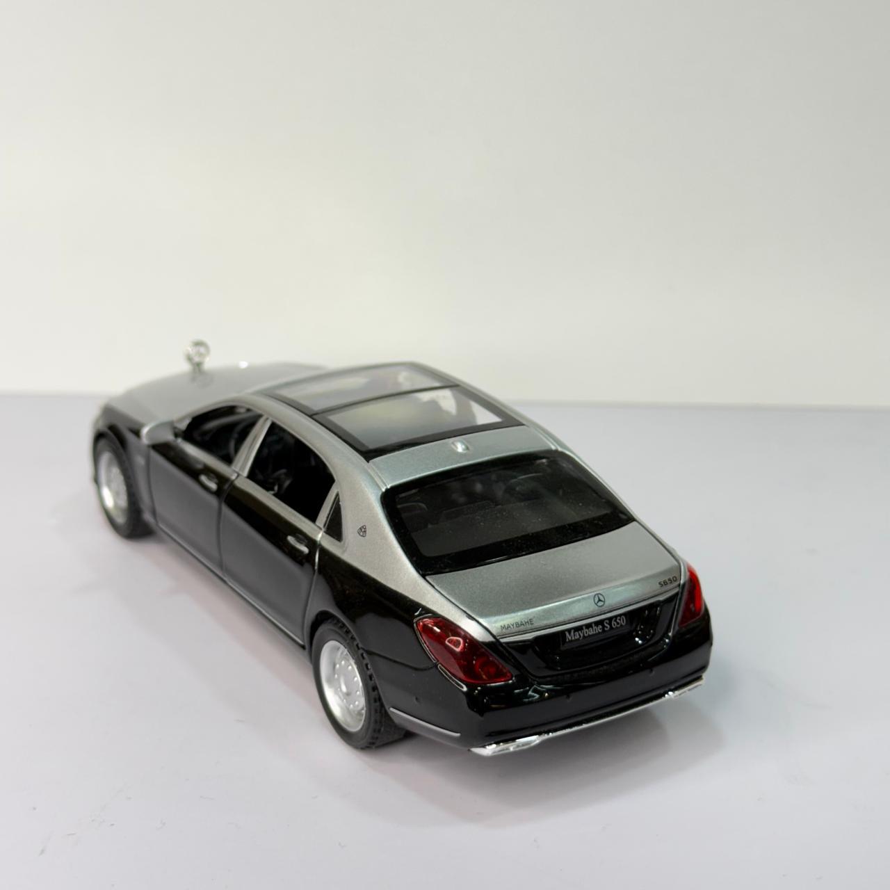 Mercedes-Benz Maybach S-Class Model Car