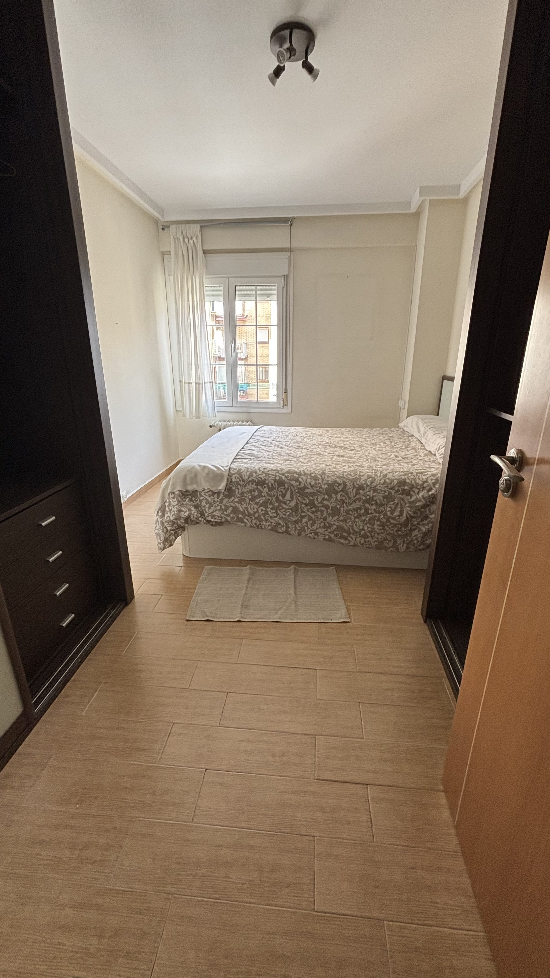 Habitación C/ Paseo Sagasta 40