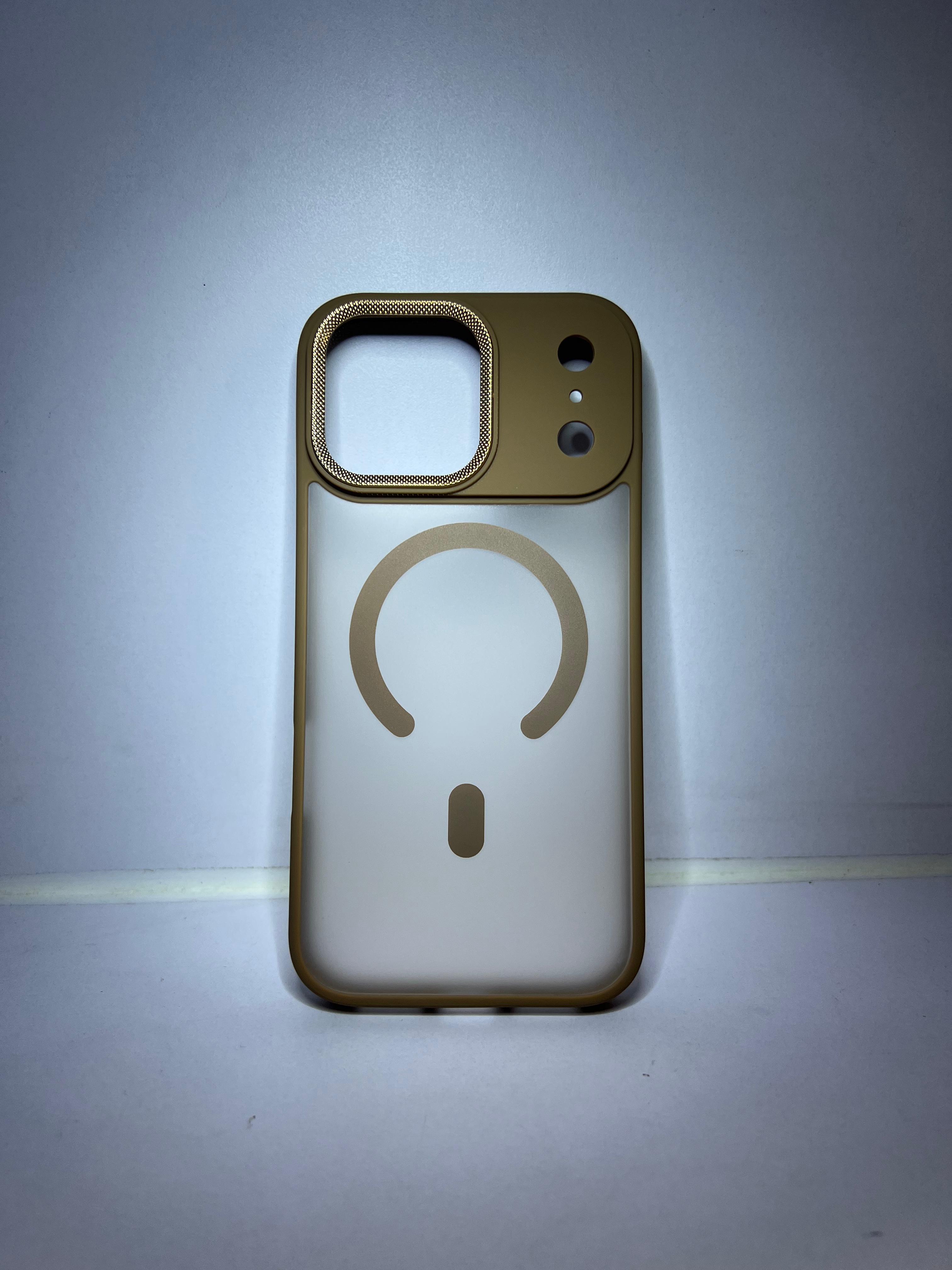 iPhone 17 Pro Max (MagSafe Aura Frosted Gold Case)
