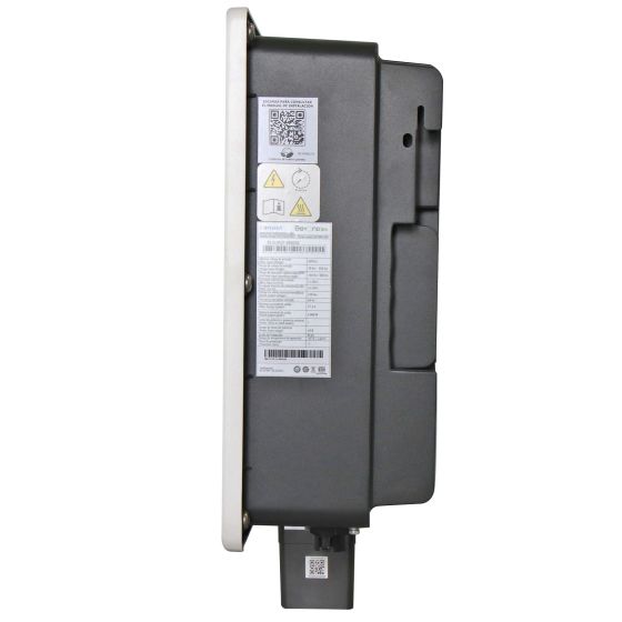 Inversor para sistemas interconectados 20A 9000WP 1X220/230 VCA BEYOND6KM2/2