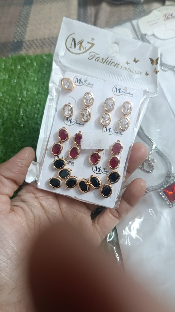 Set of Fashion Earrings
