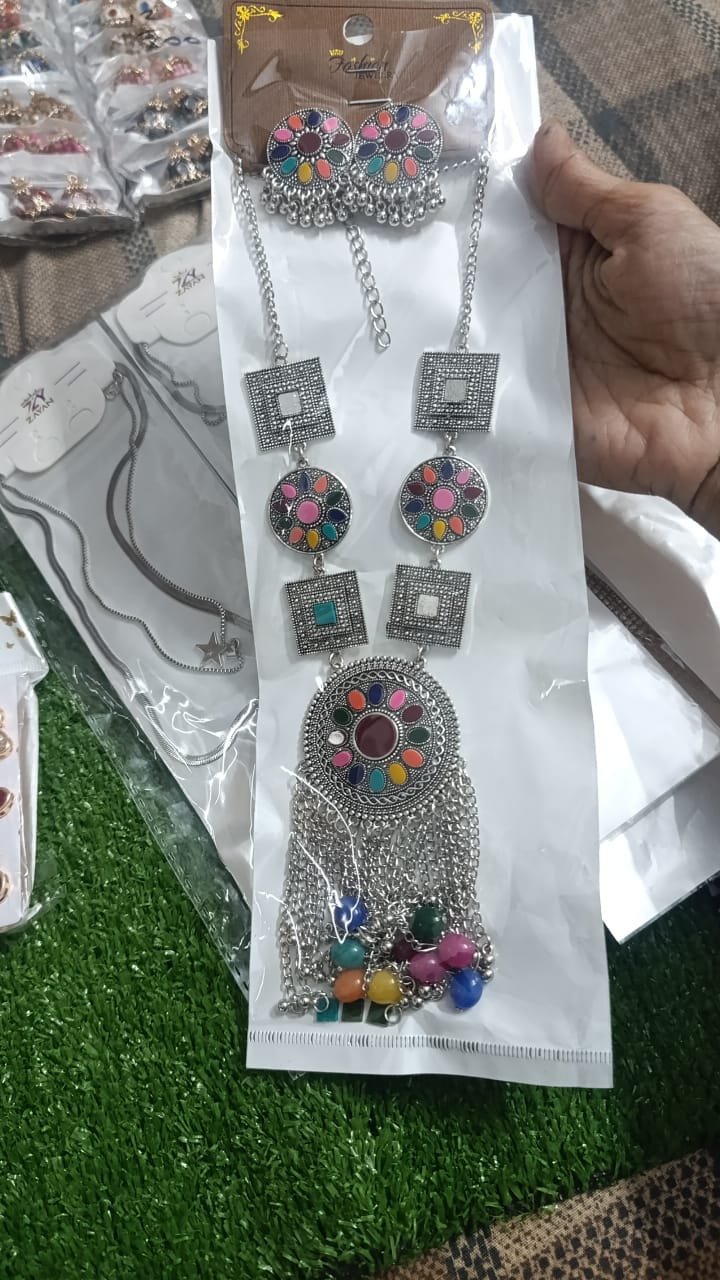 Traditional Multicolor Jewelry Set