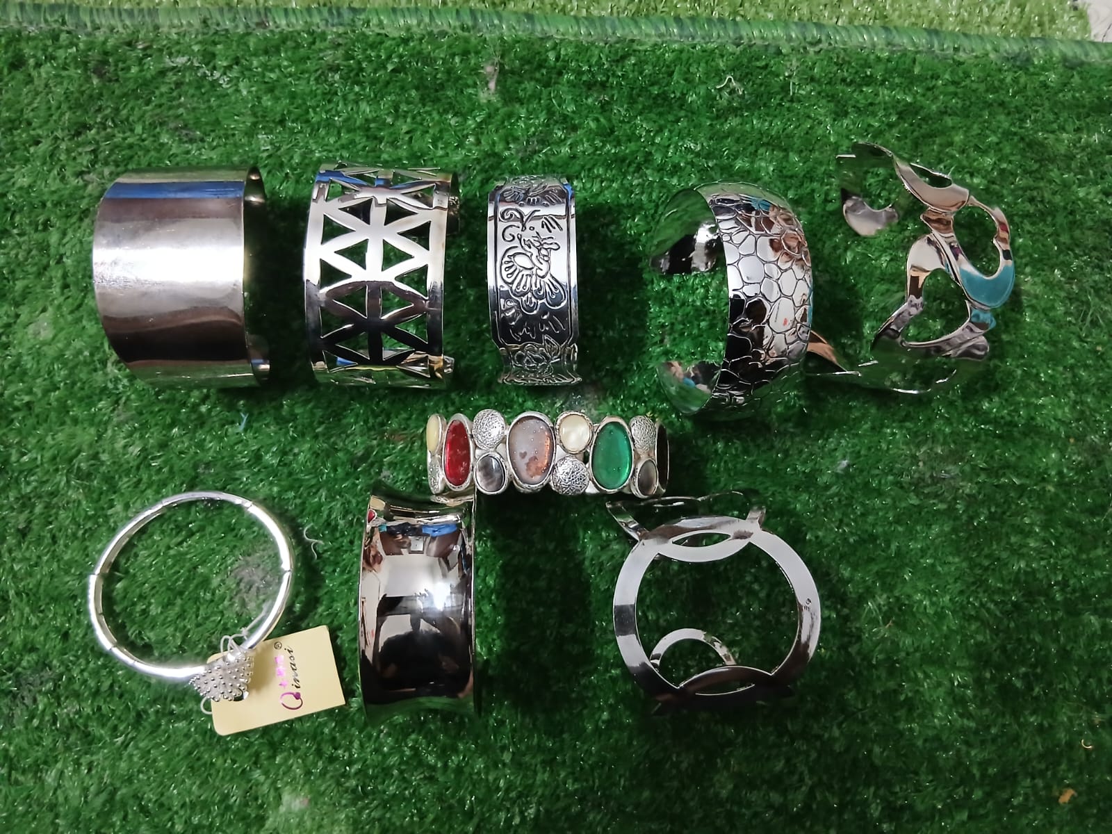 Set of Stylish Metal Bracelets