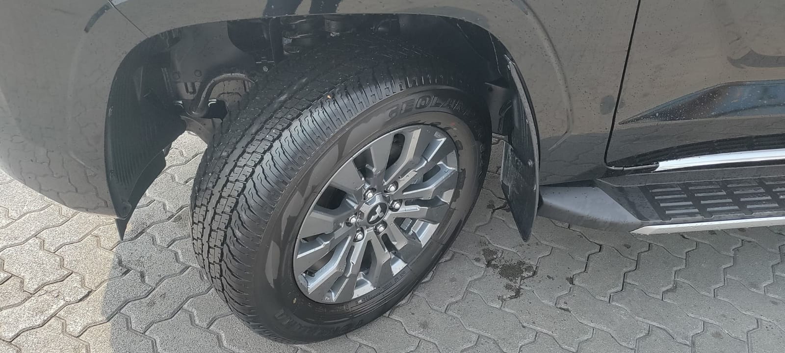 Mitsubishi L200 GLS sportero DC 2.4 L