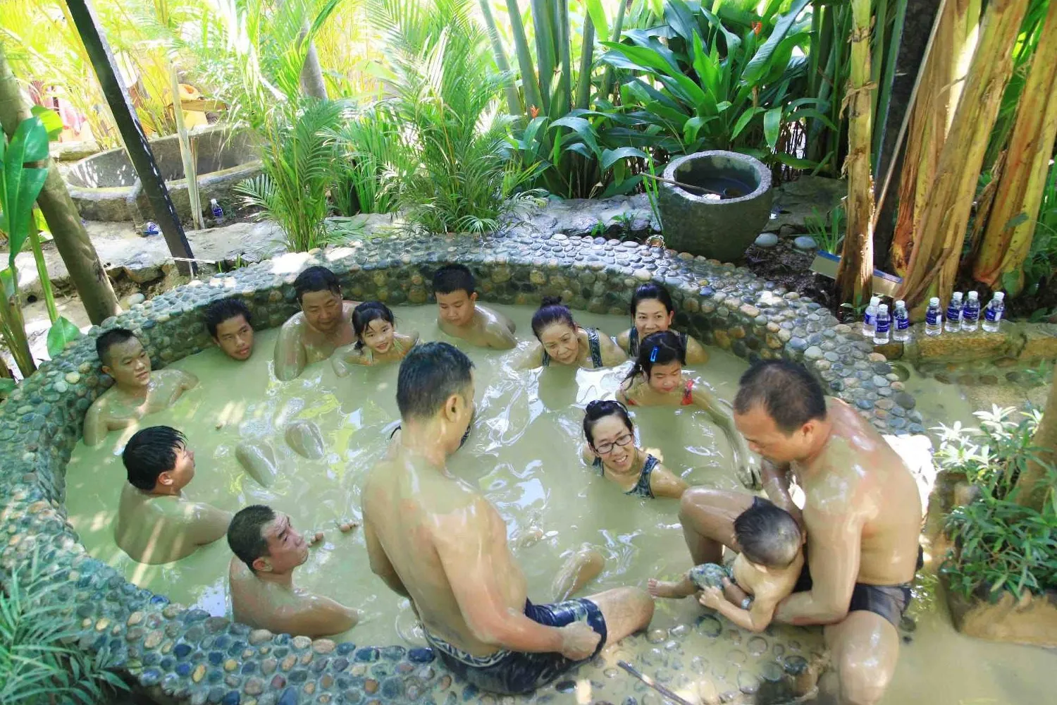 Tour Tắm Bùn Trăm Trứng Nha Trang – Thư Giãn & Trải Nghiệm Độc Đáo