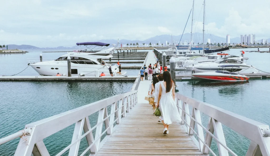 Tour tối trên du thuyền Aman Yacht