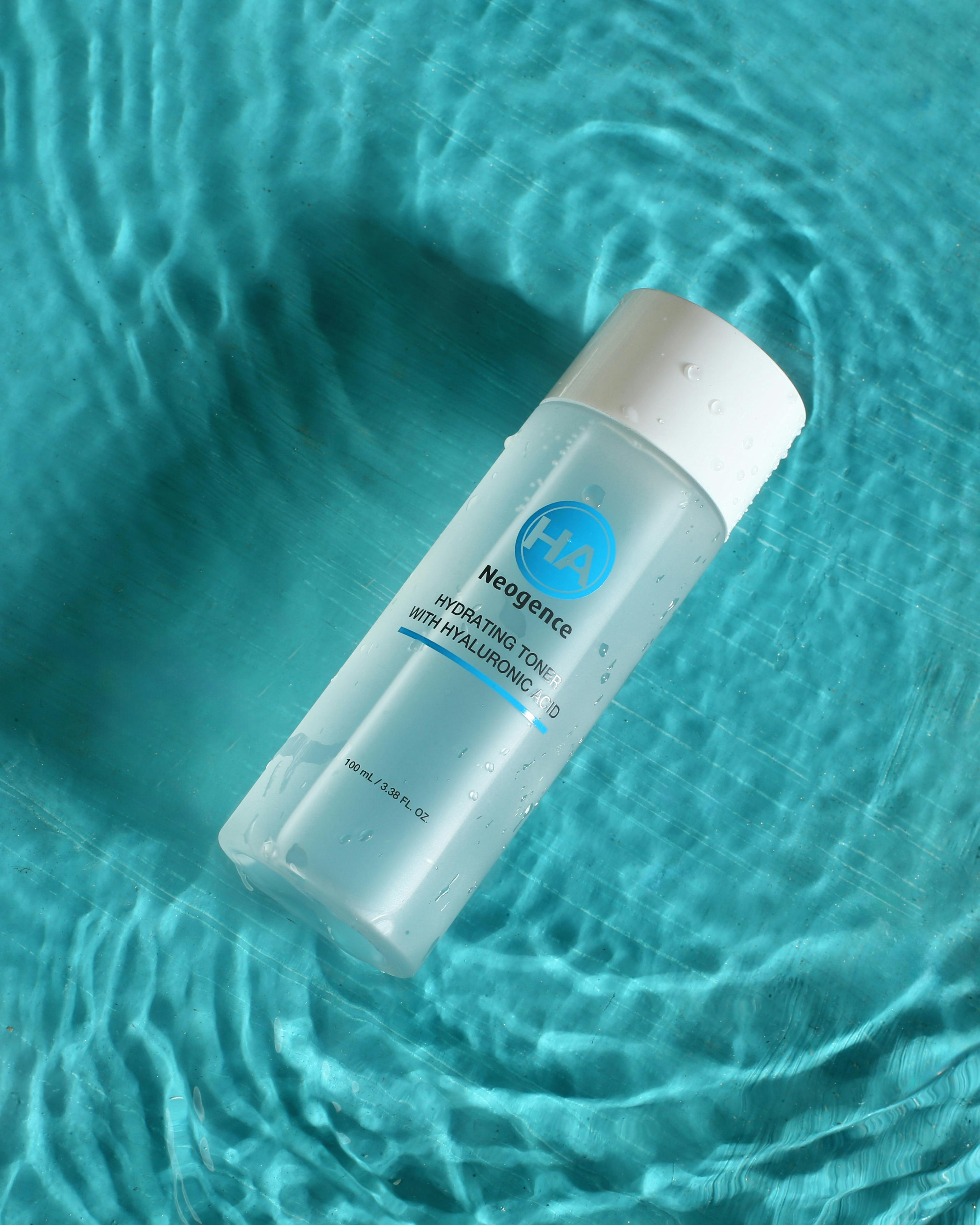 Neogence Hydrating Toner