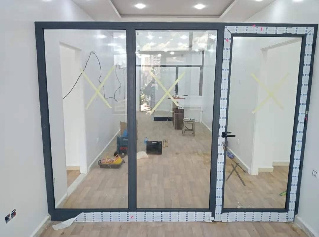 L’aluminium de bonne qualité pour fenêtres et portes