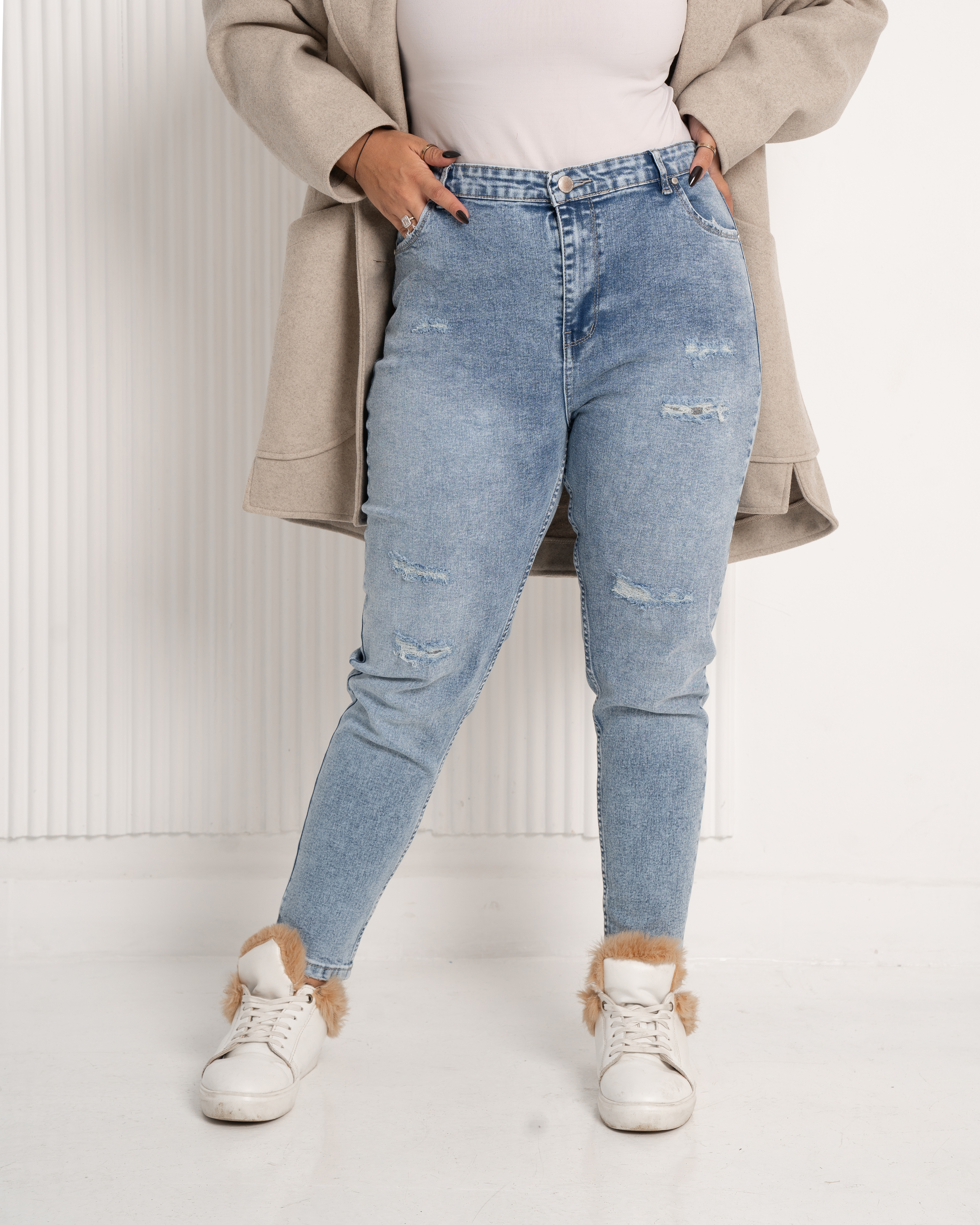 Skinny Cutted Jeans