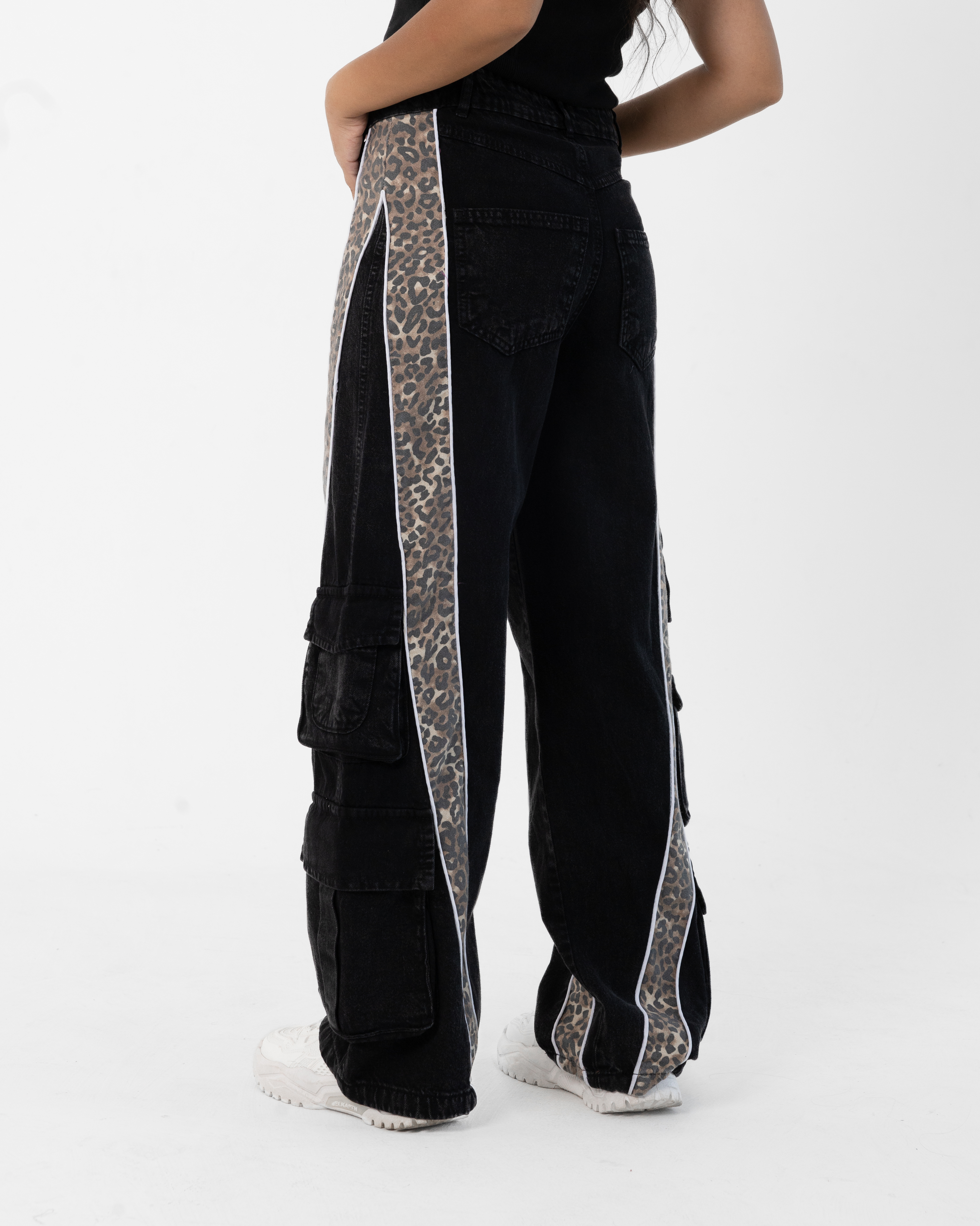 Line Tiger Cargo Jeans