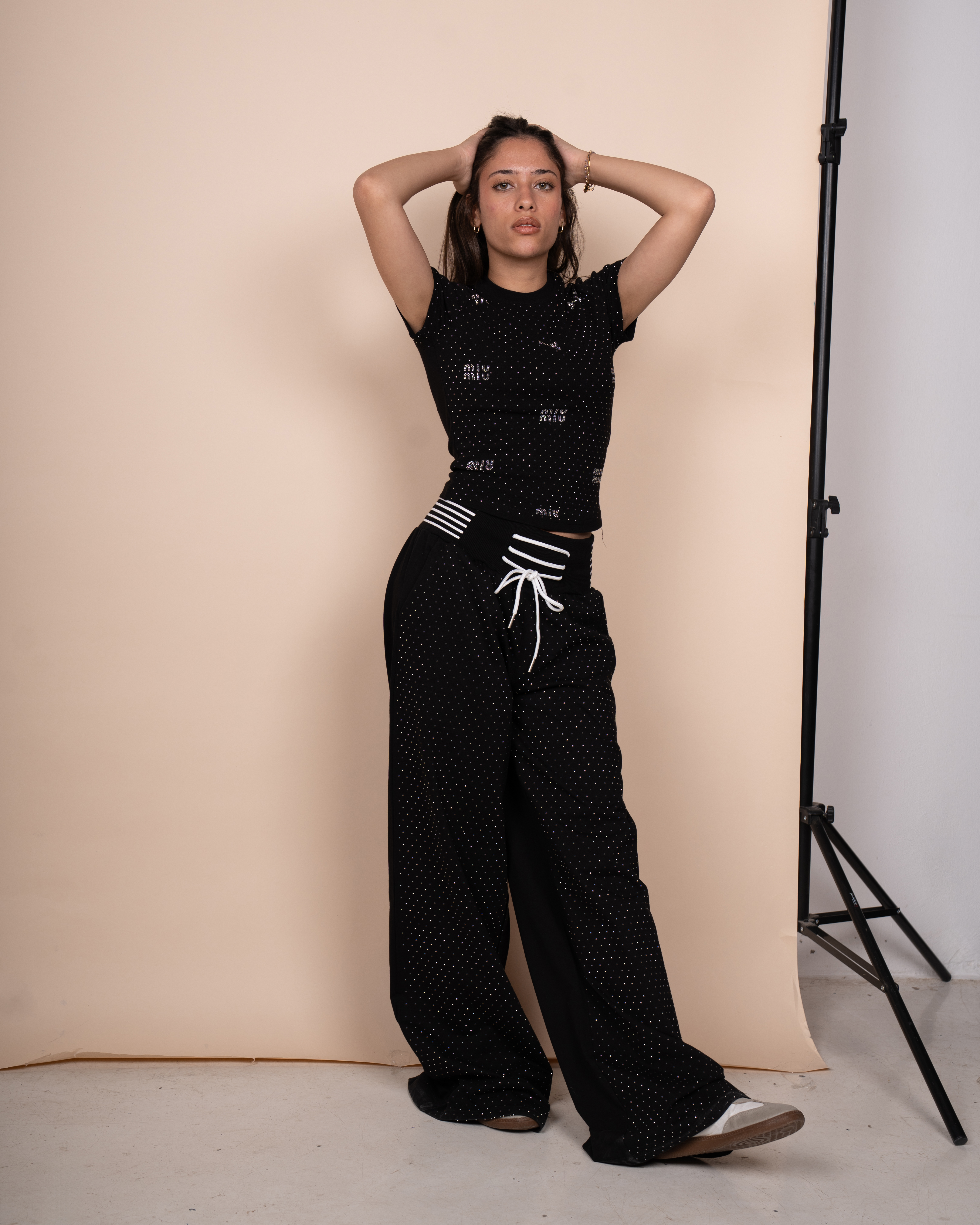 Half-sleeve rhinestone knit set 