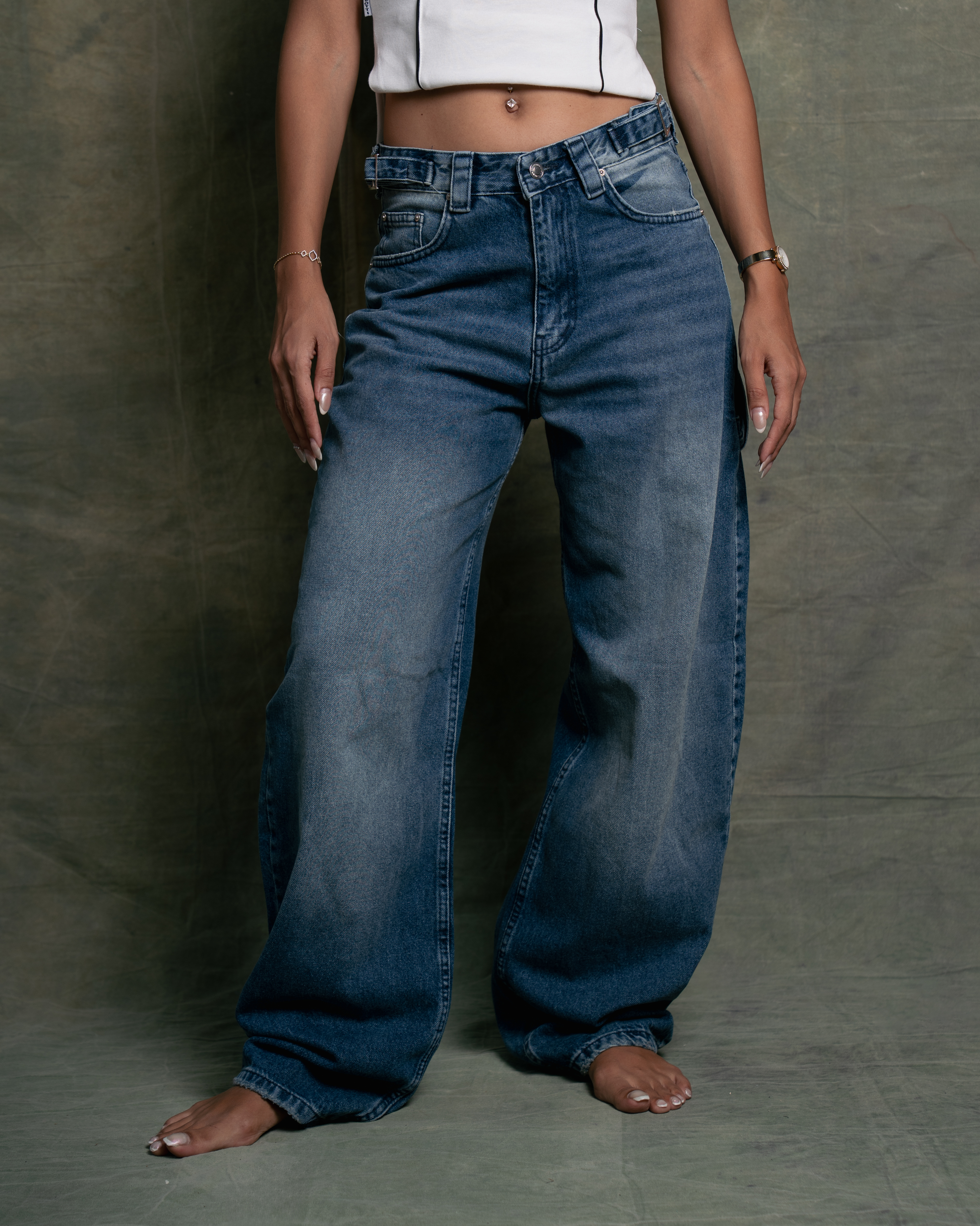 Dark wide-leg jeans