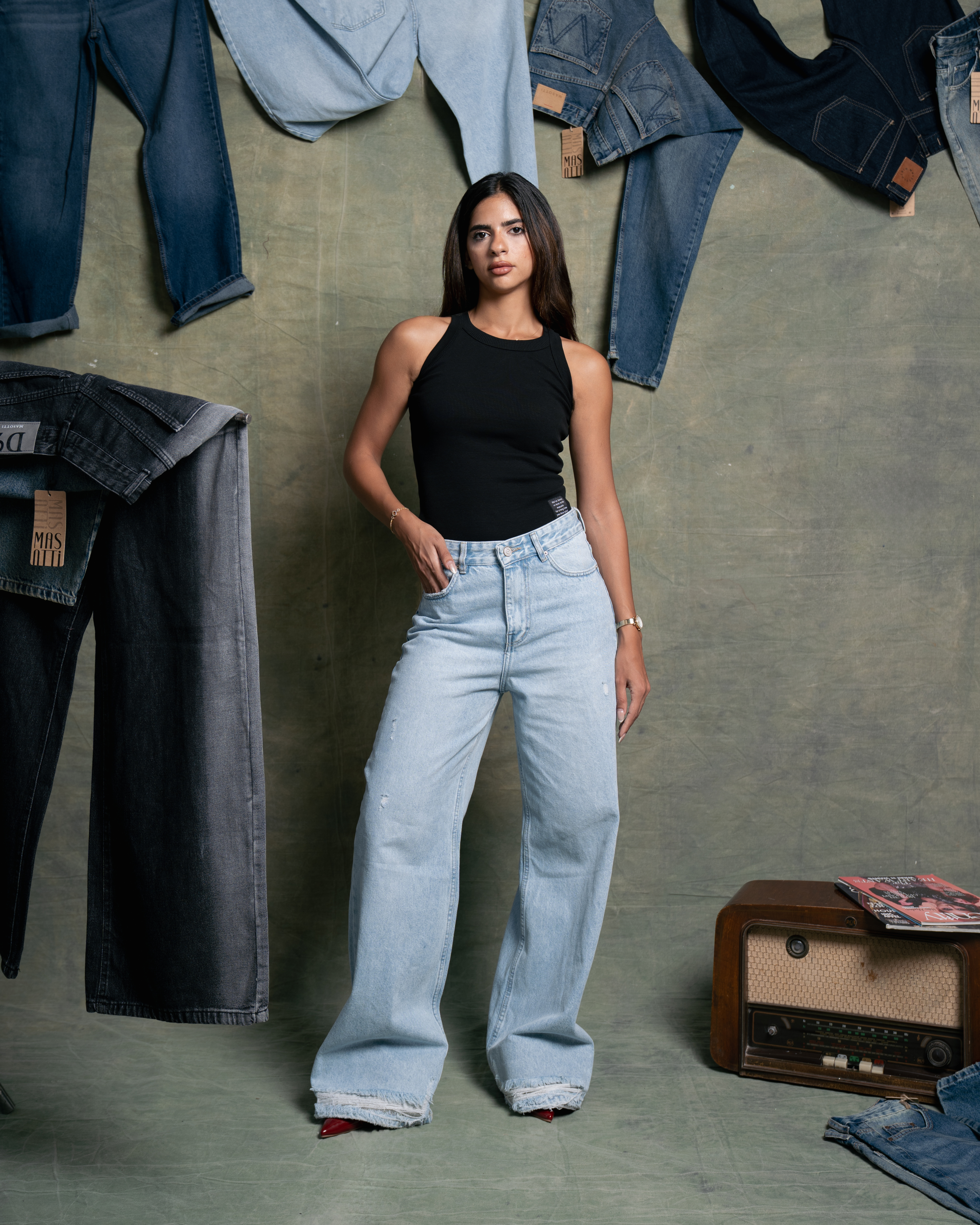 Wide leg cut jeans