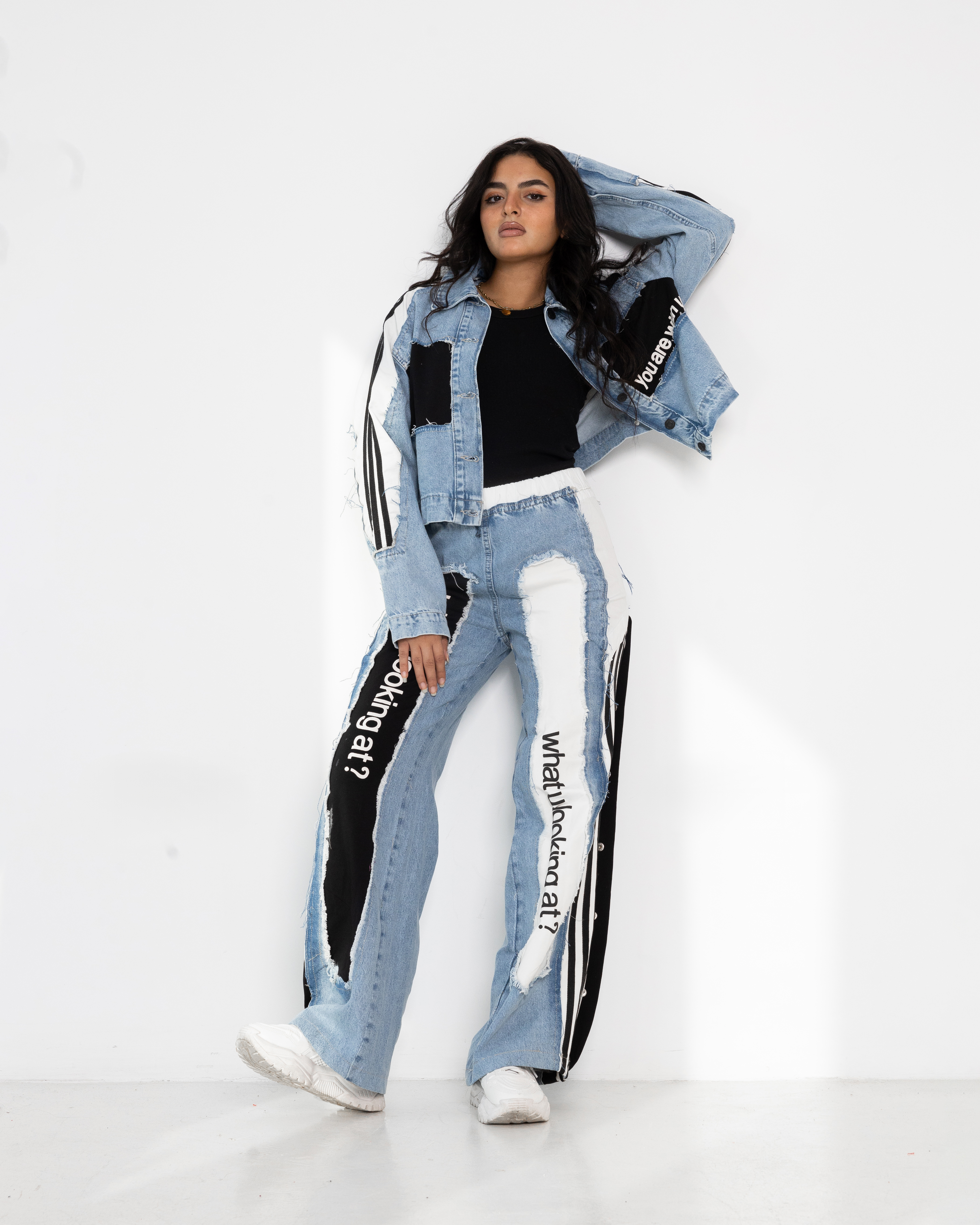Jeans and Melton Suit With Print
