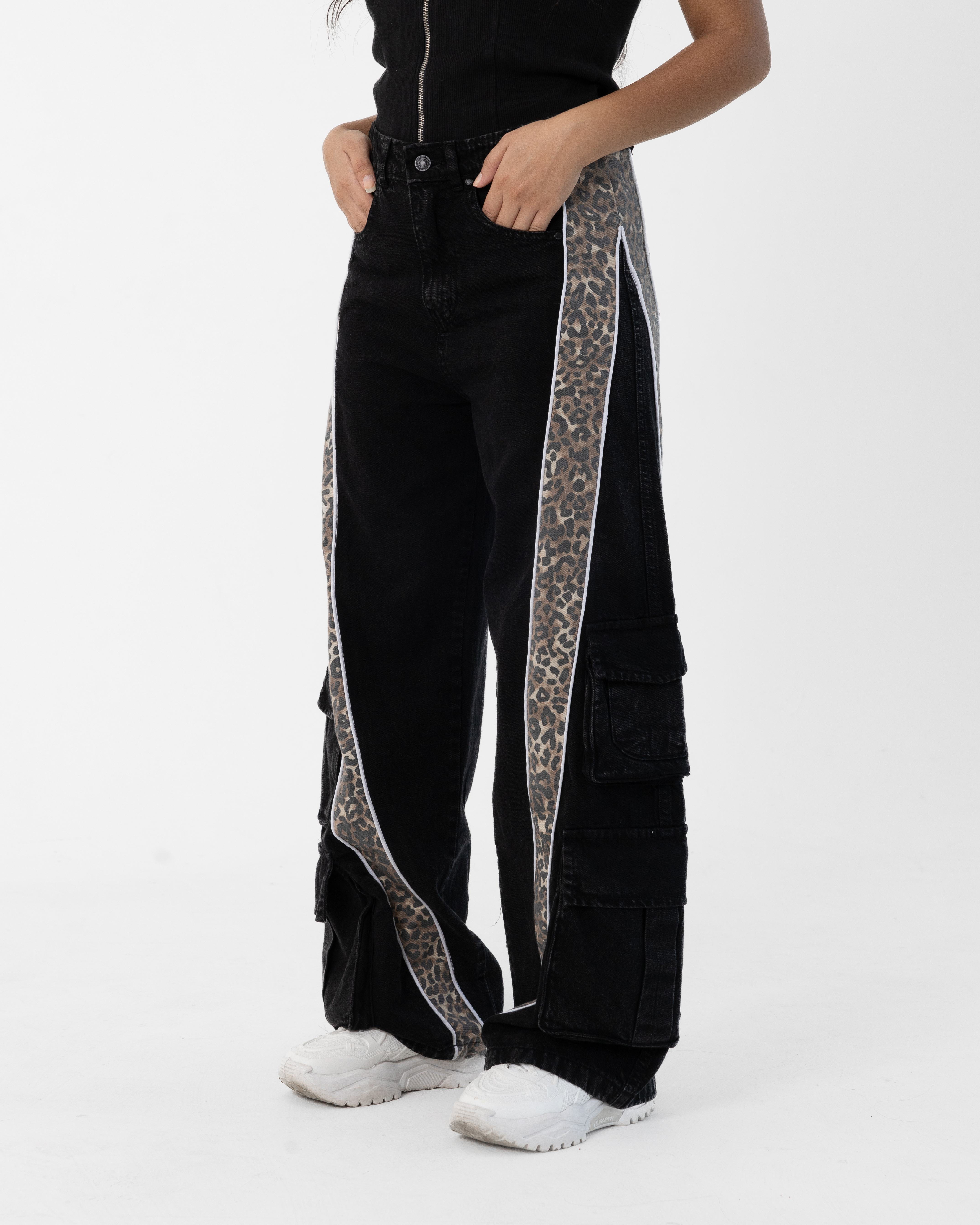 Line Tiger Cargo Jeans