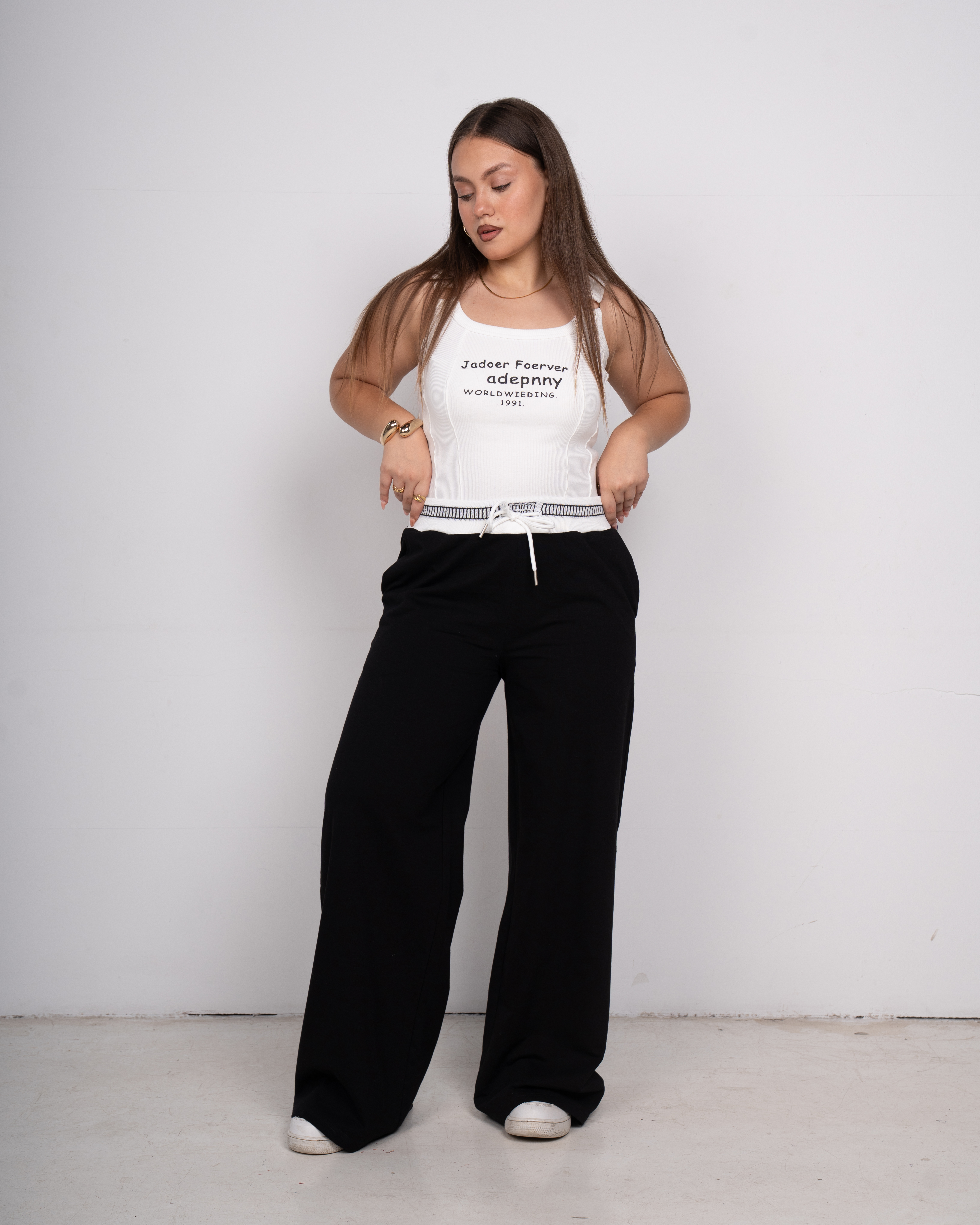Sweatpants with a tricot waist