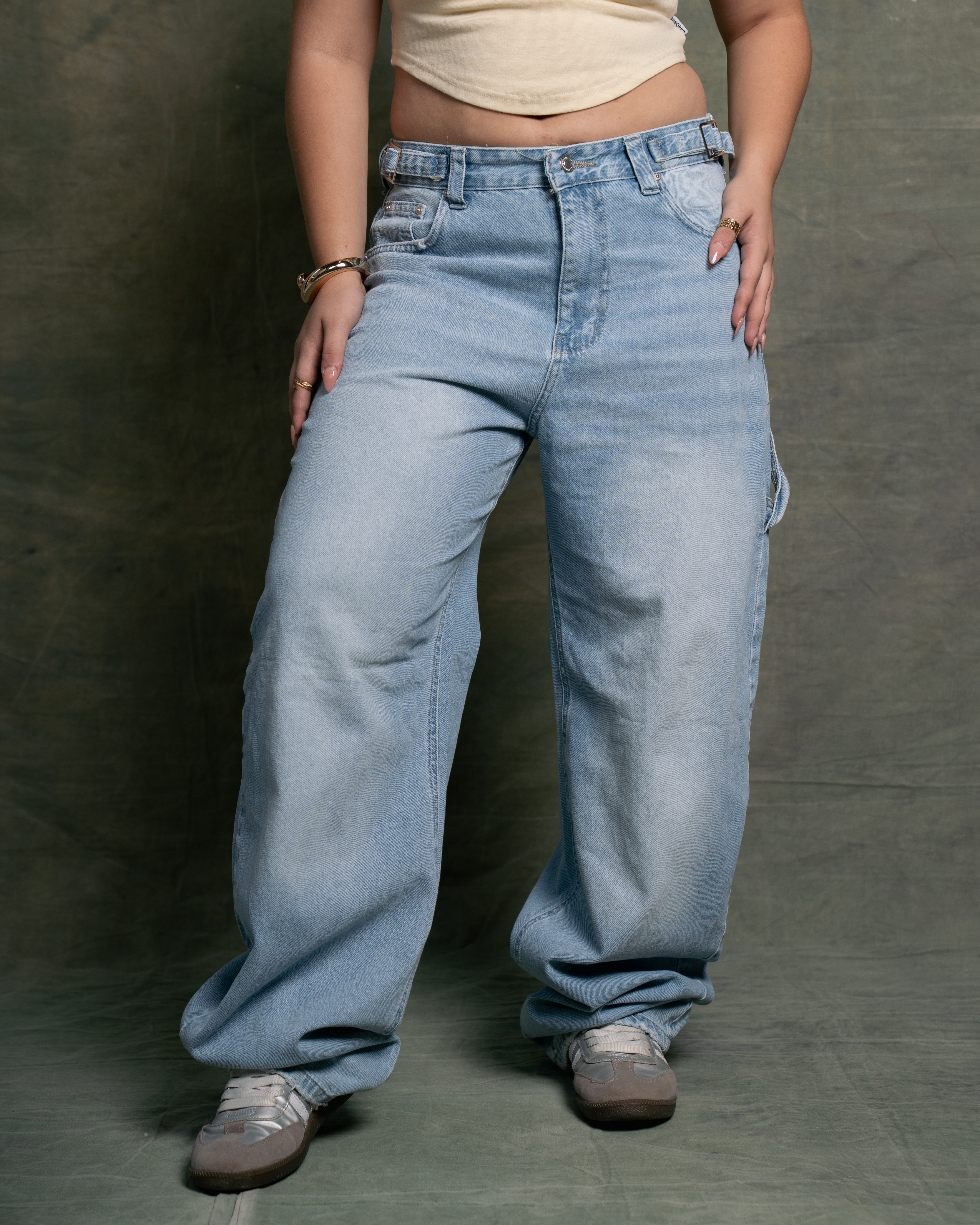 Wide-leg balloon jeans with pocket